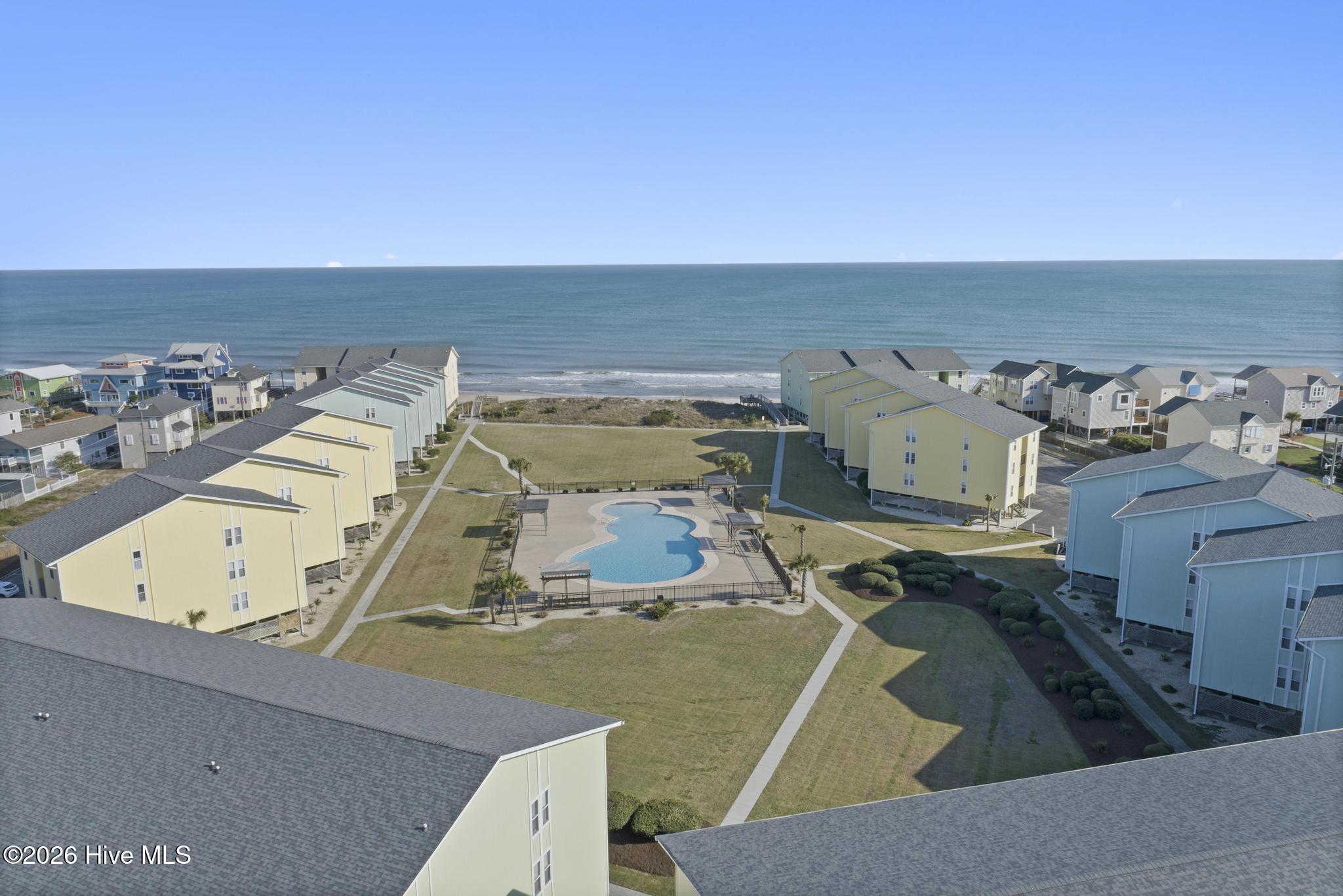 100555648 | Photo 25