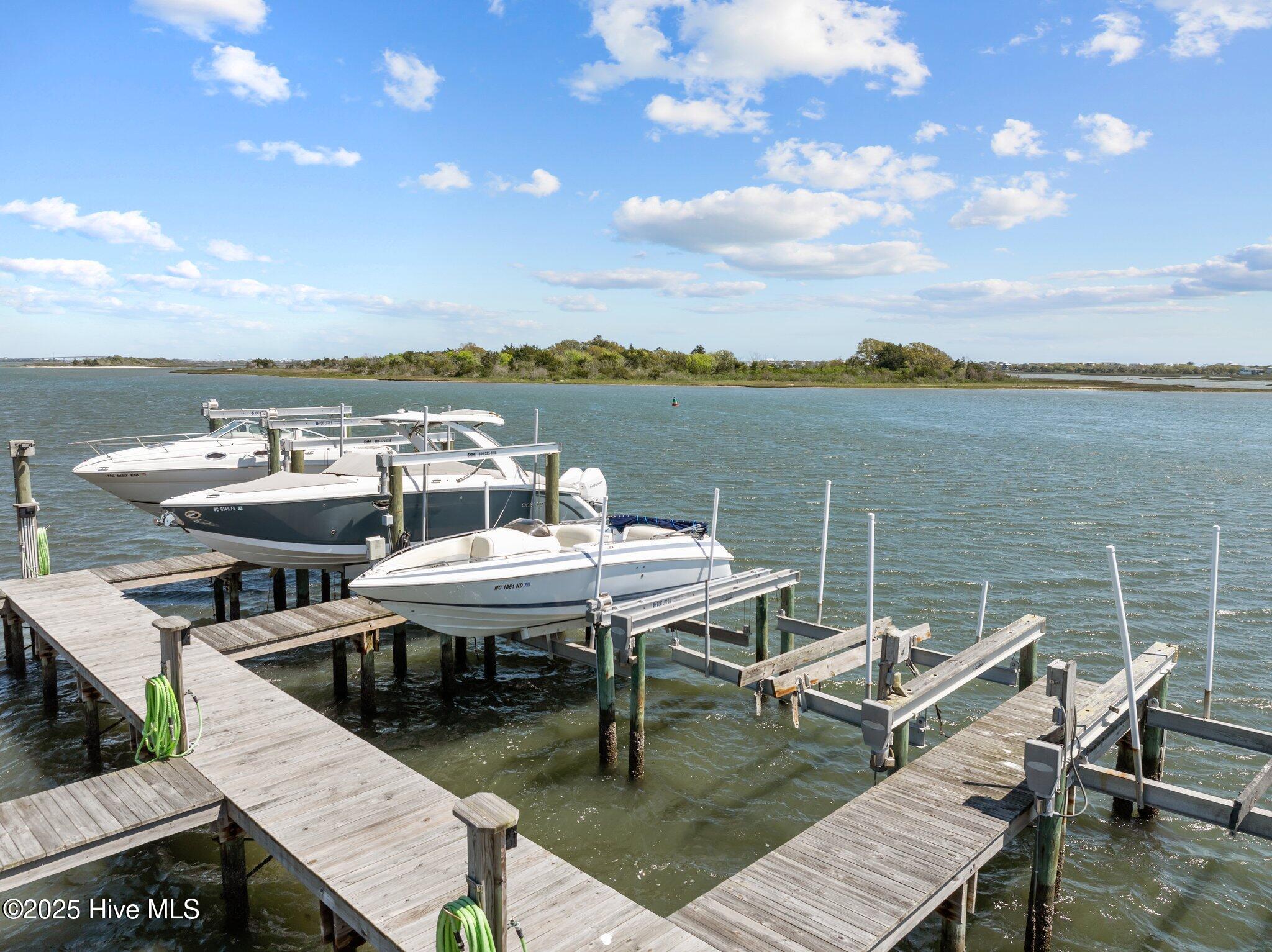 100502292 | Photo 29