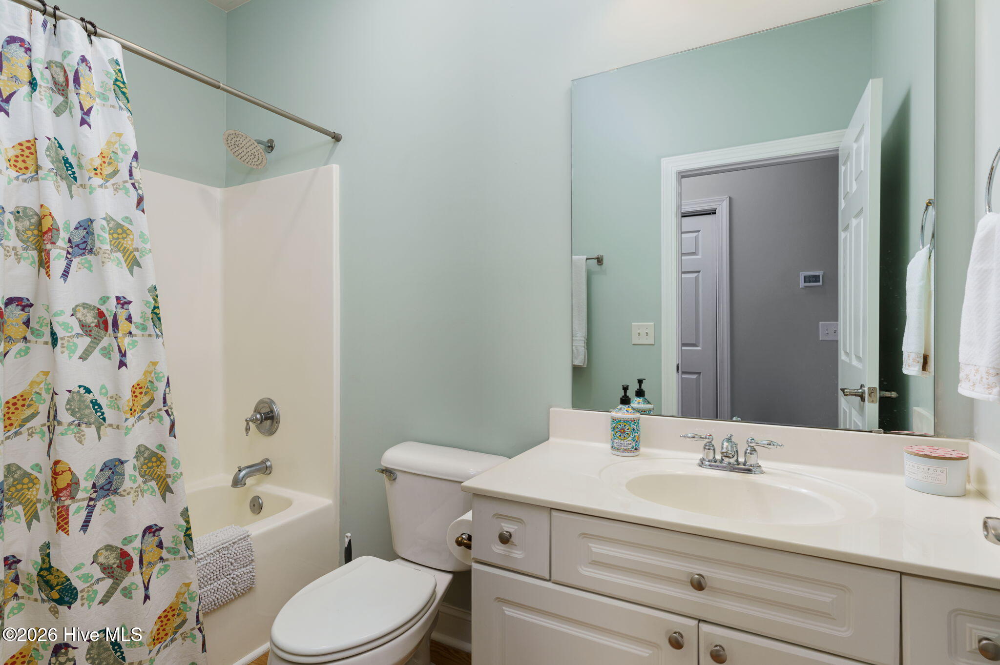 100564591 | Photo 22