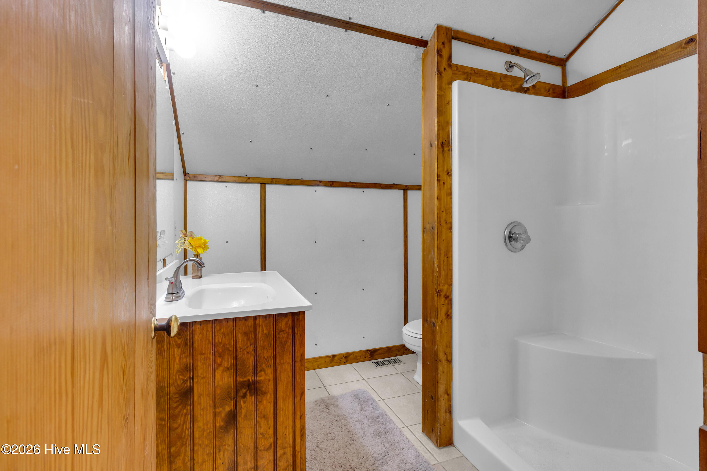 687 Alligator Creek Road,Merritt