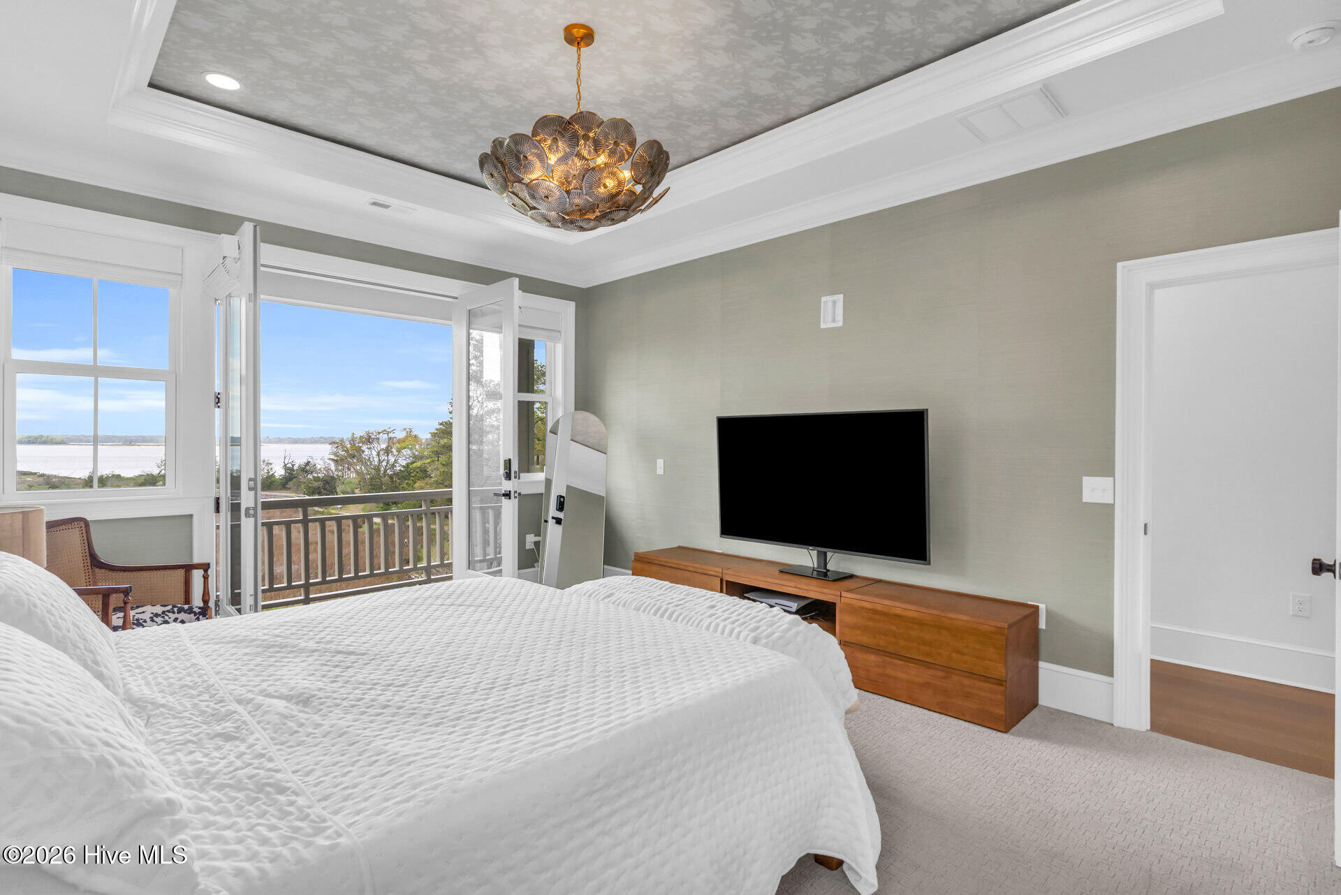 100553549 | Photo 29