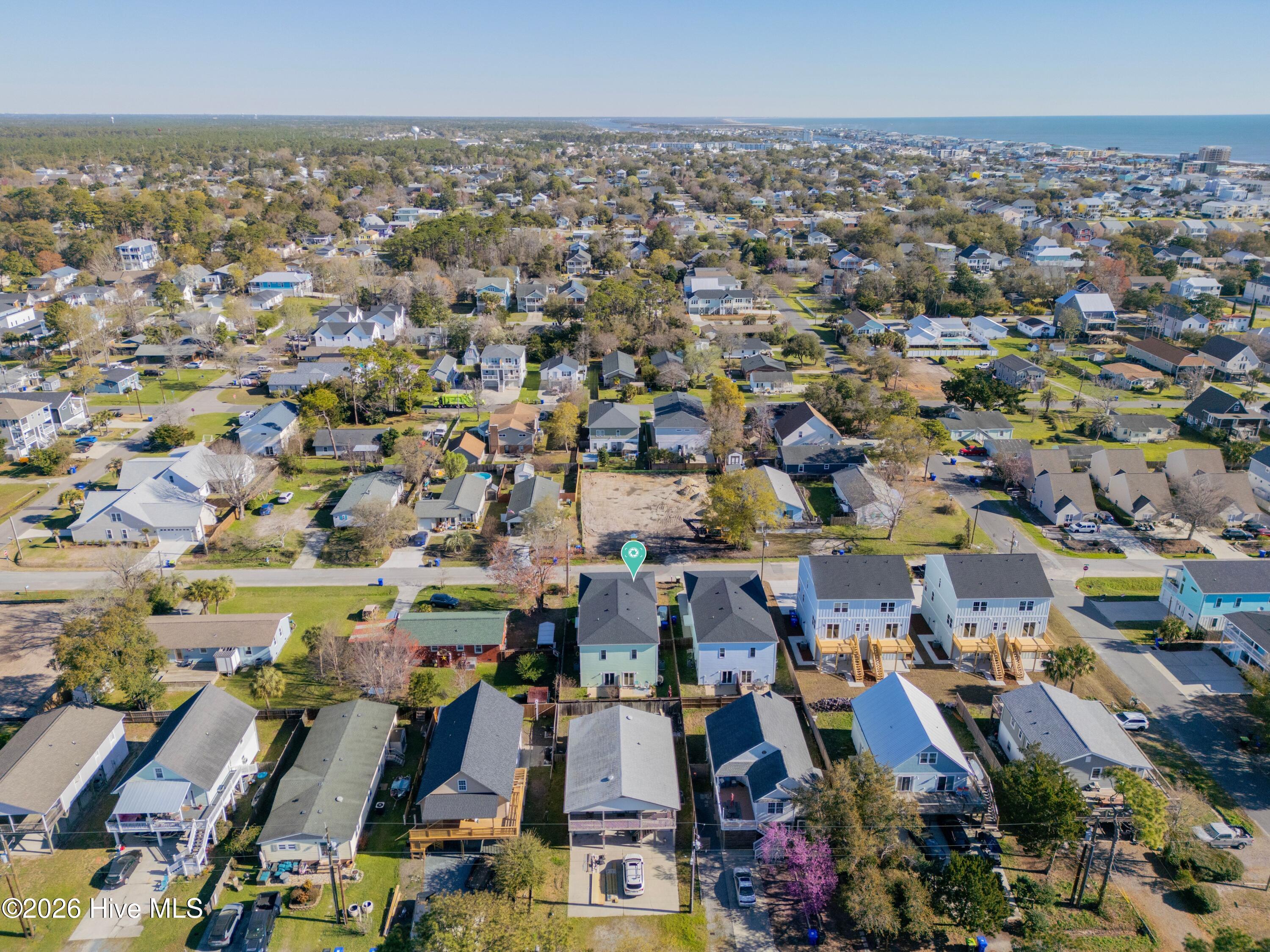 100561235 | Photo 25