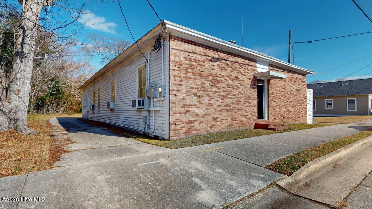 231 New Bridge Street, Jacksonville, NC, 28540