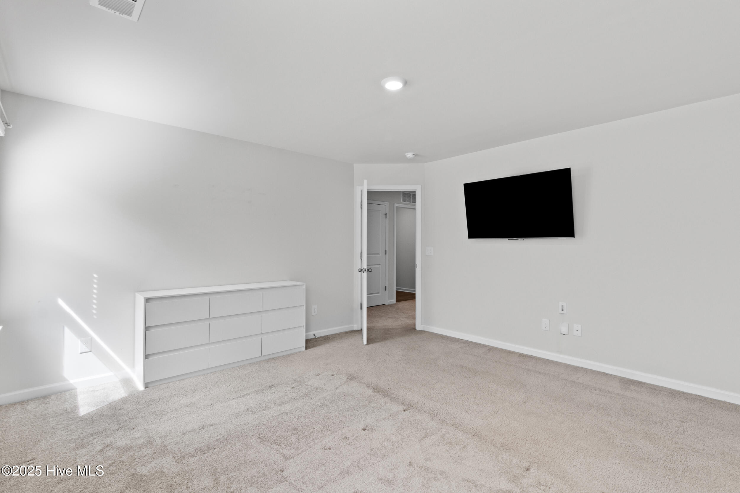 100519955 | Photo 31