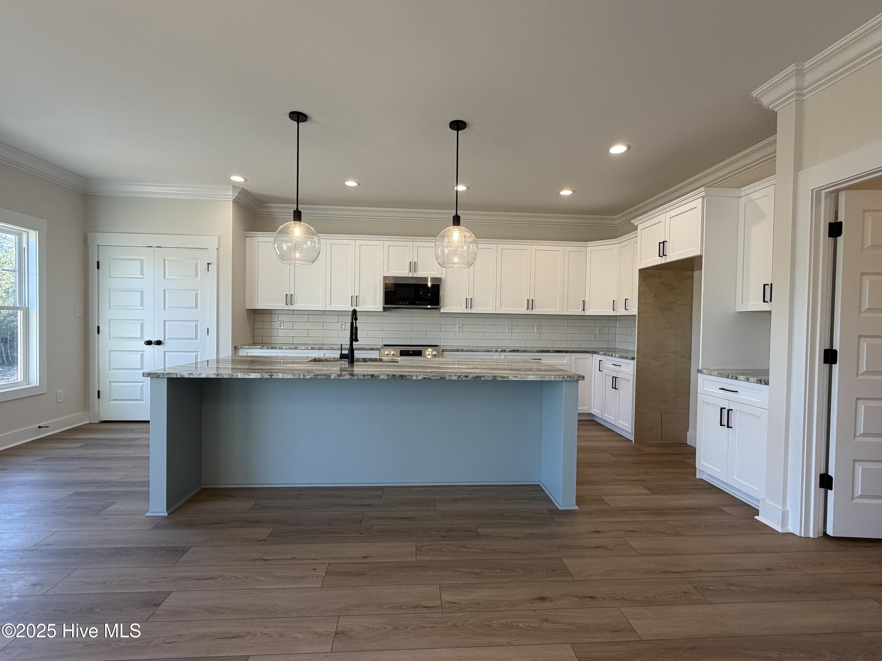 100500260 | Photo 10