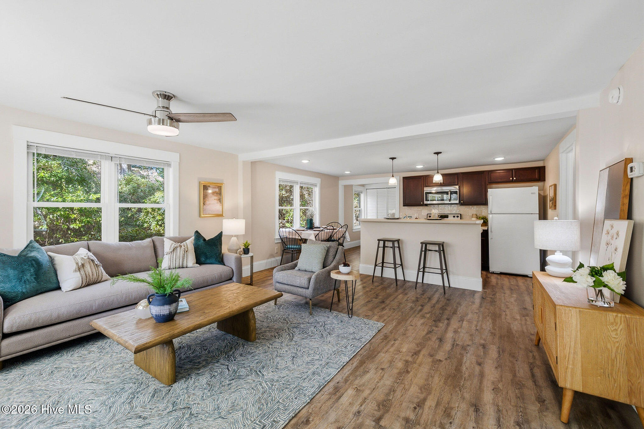 100555129 | Photo 18