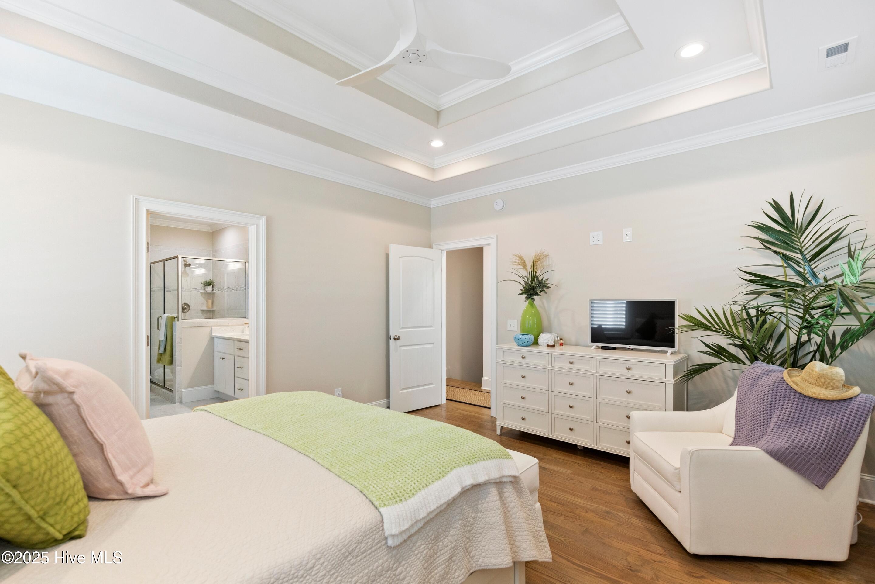 100532410 | Photo 29