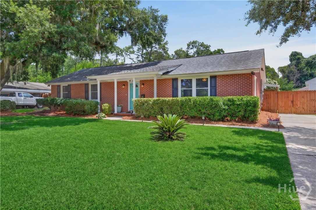 Photo 3 of Single family home for sale at 5708 Morgan St, Savannah, GA 31406 | MLS# SA360043 | Listing updated on 2026-09-15