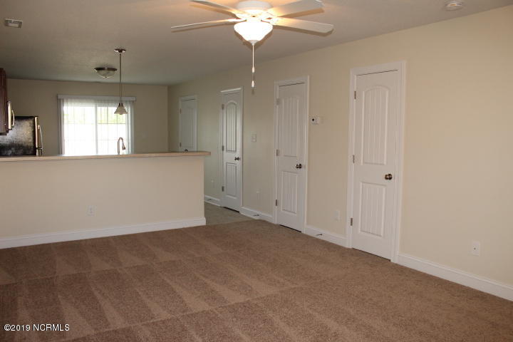 109 W Murrow Lane, Jacksonville, NC, 28546