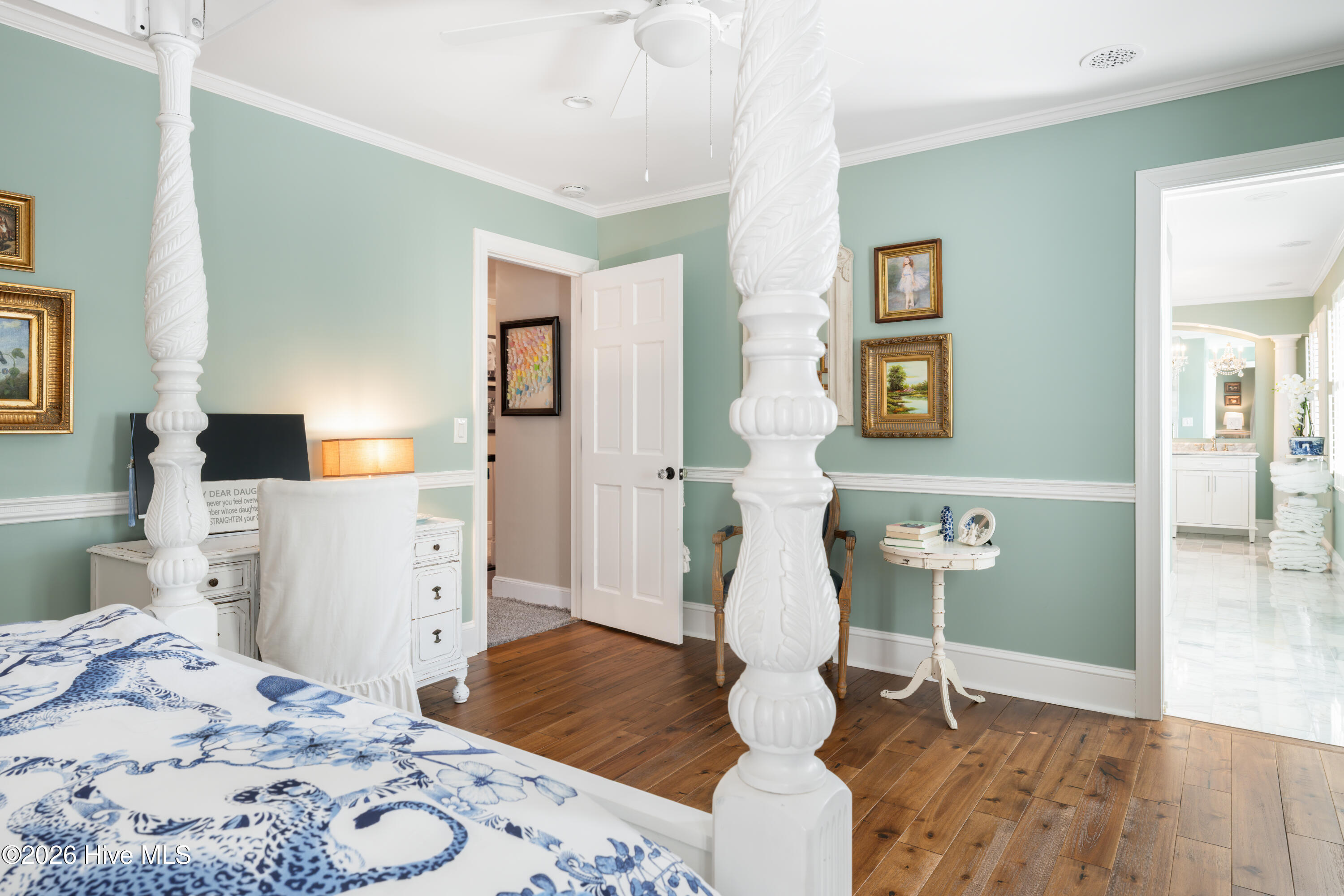 100565005 | Photo 35