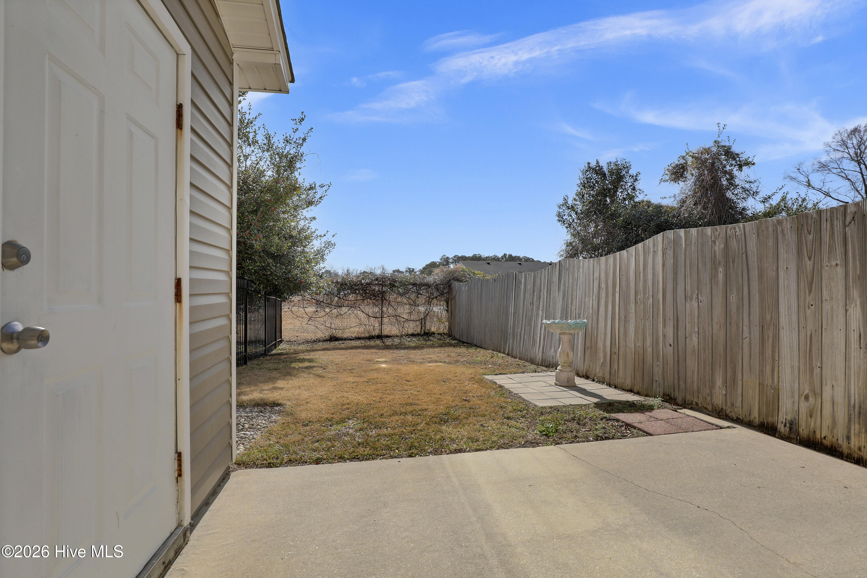 100546839 | Photo 21