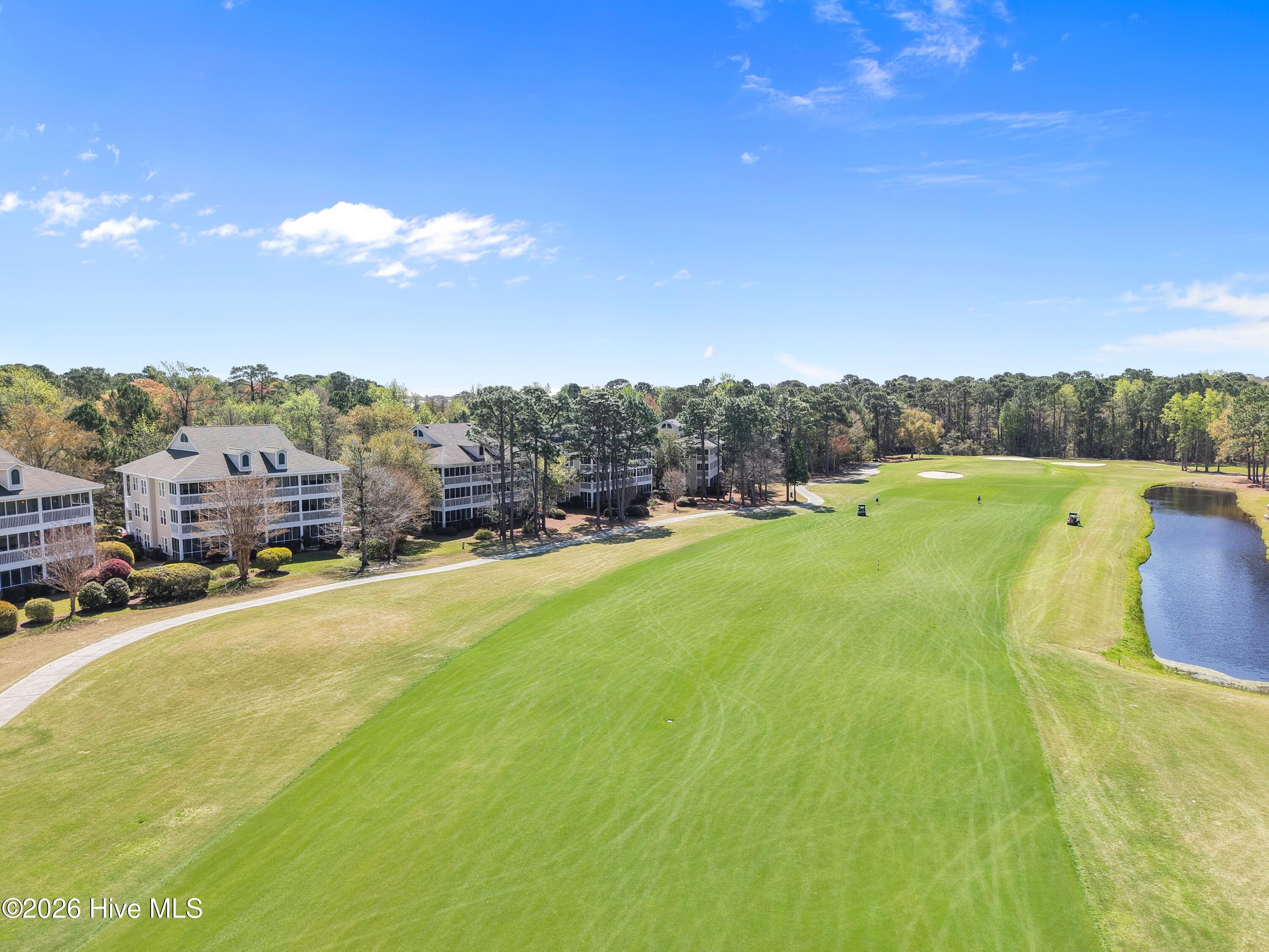 100563960 | Photo 31