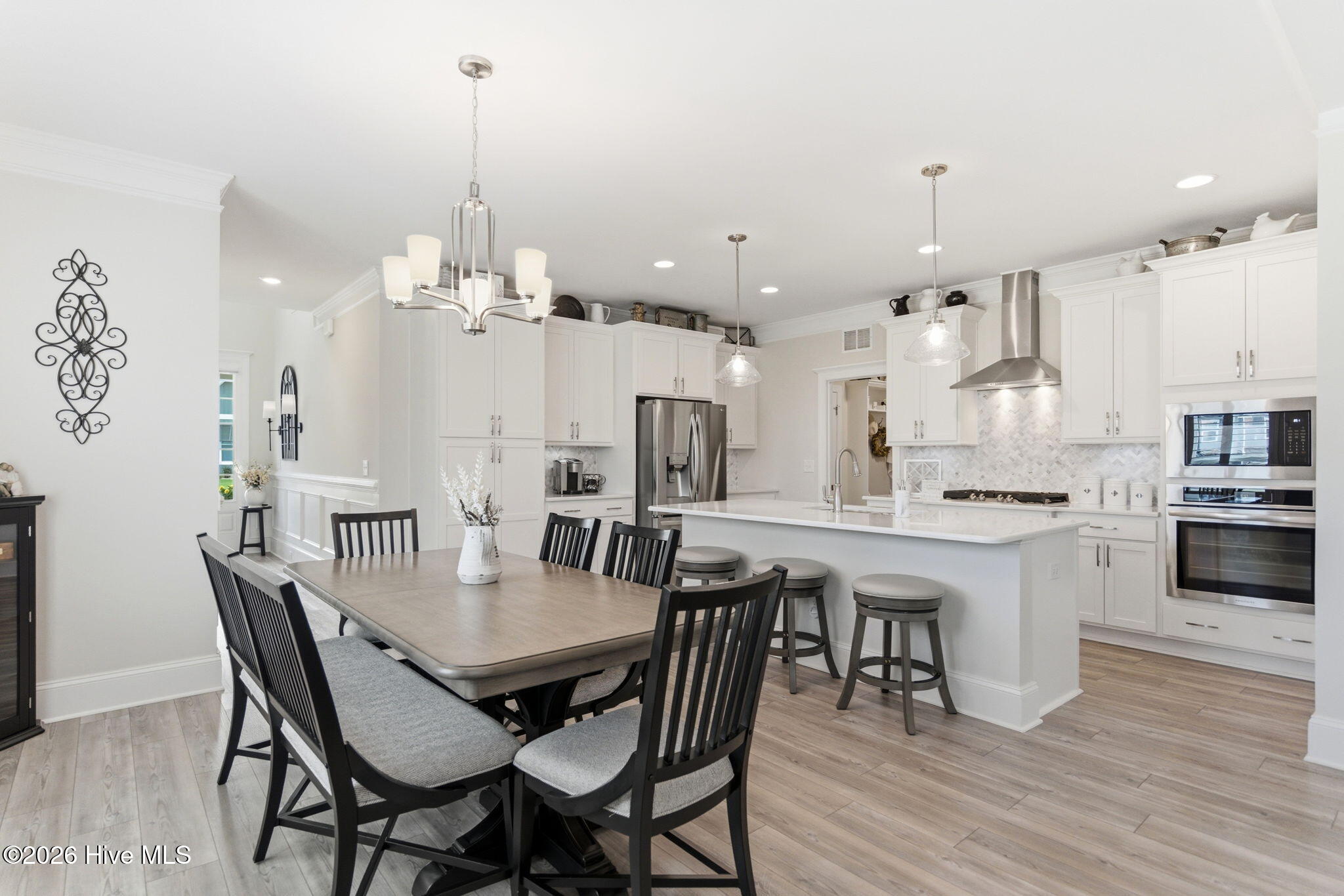 100577784 | Photo 6