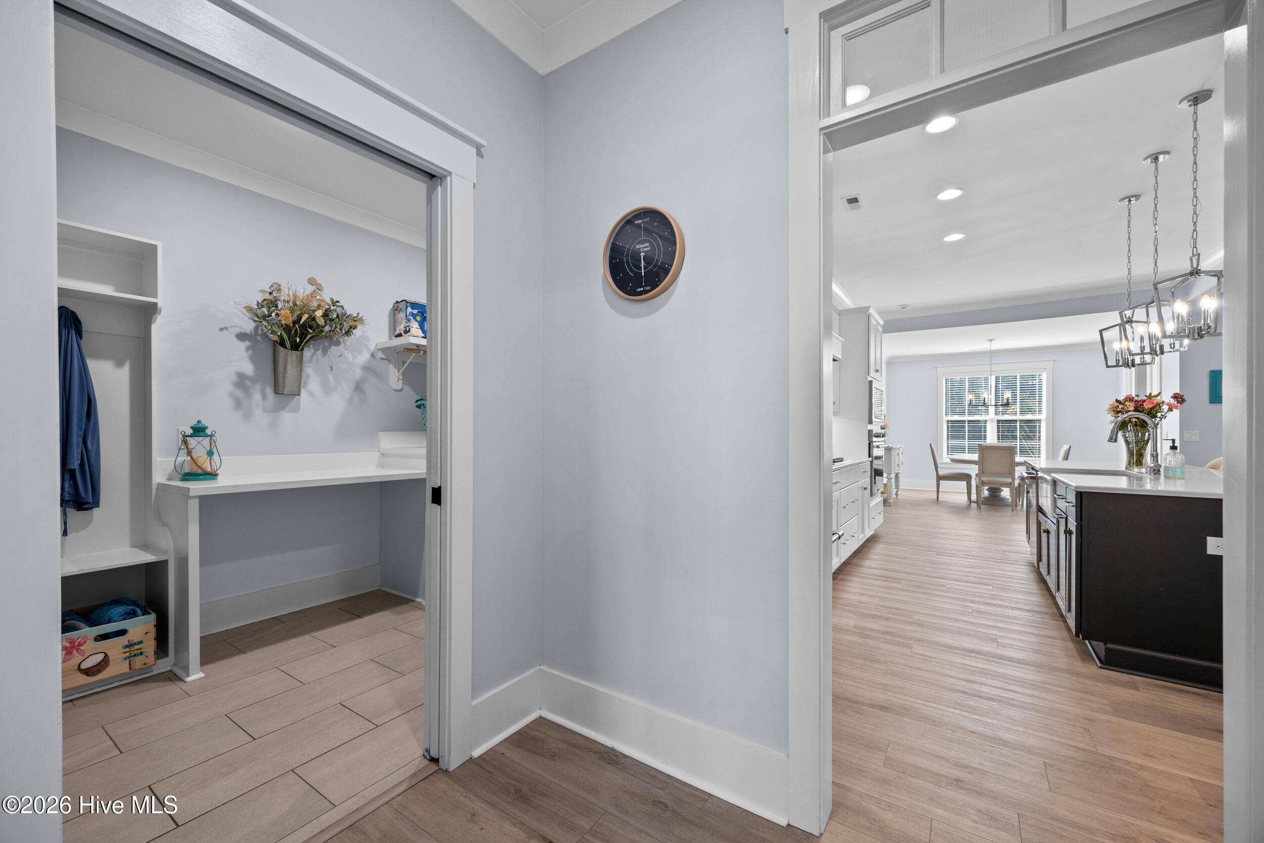 100555433 | Photo 52