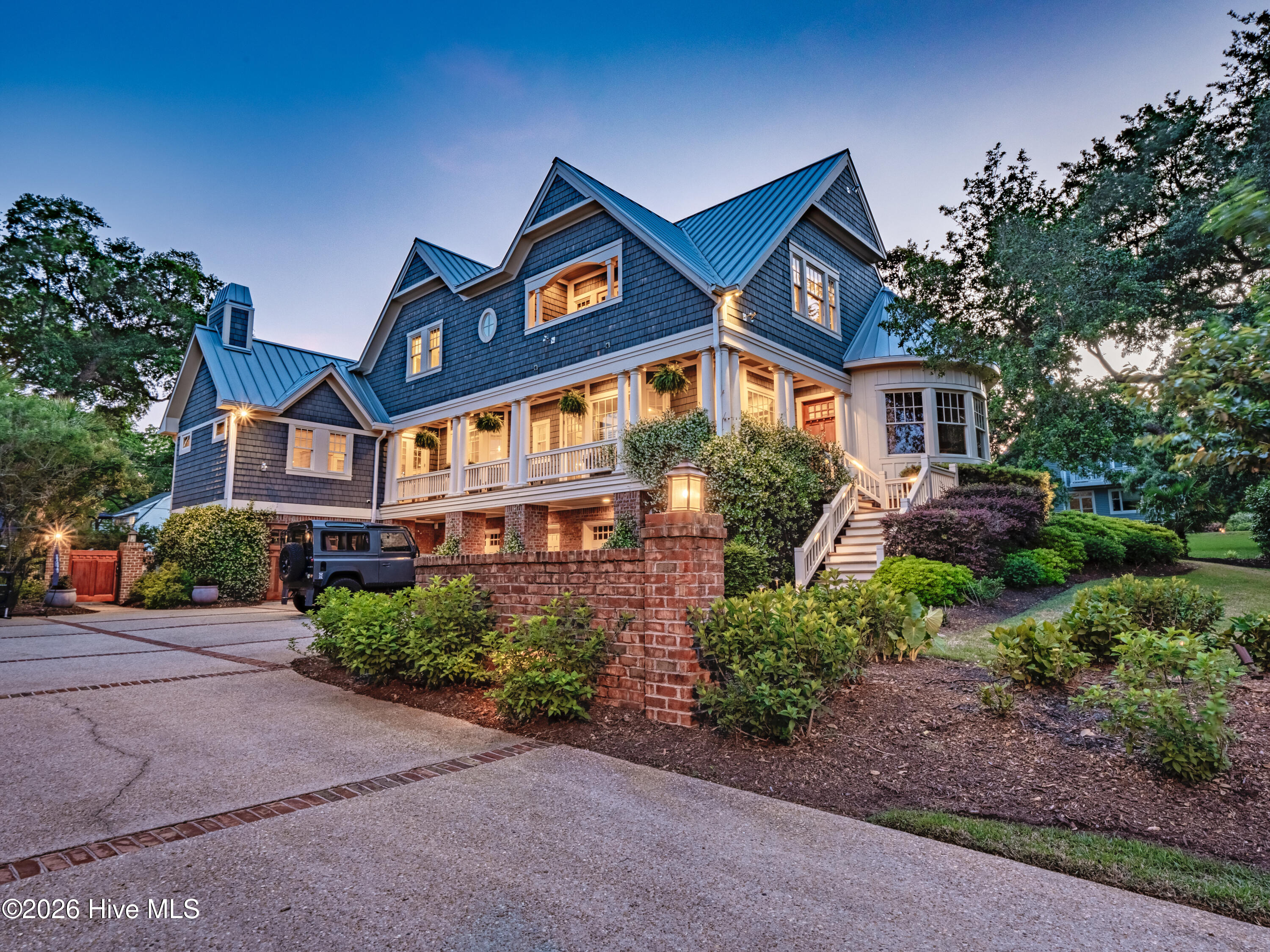 100552686 | Photo 78