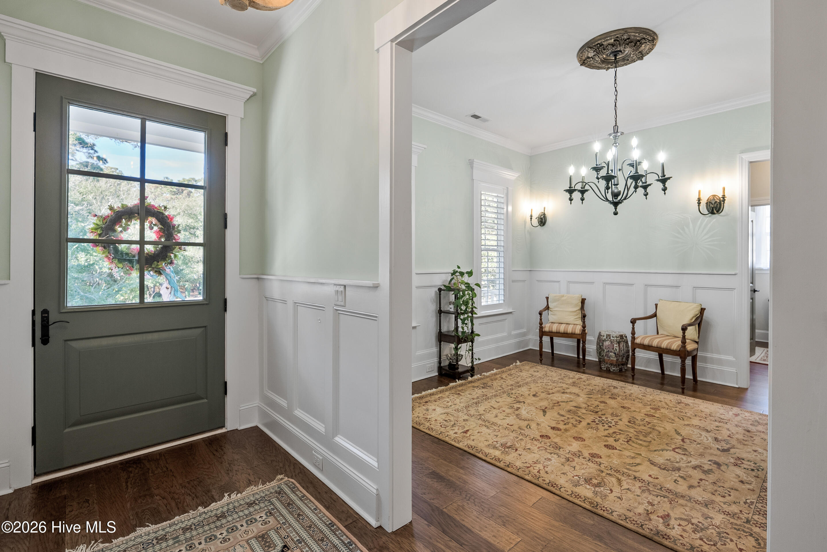 100550882 | Photo 15