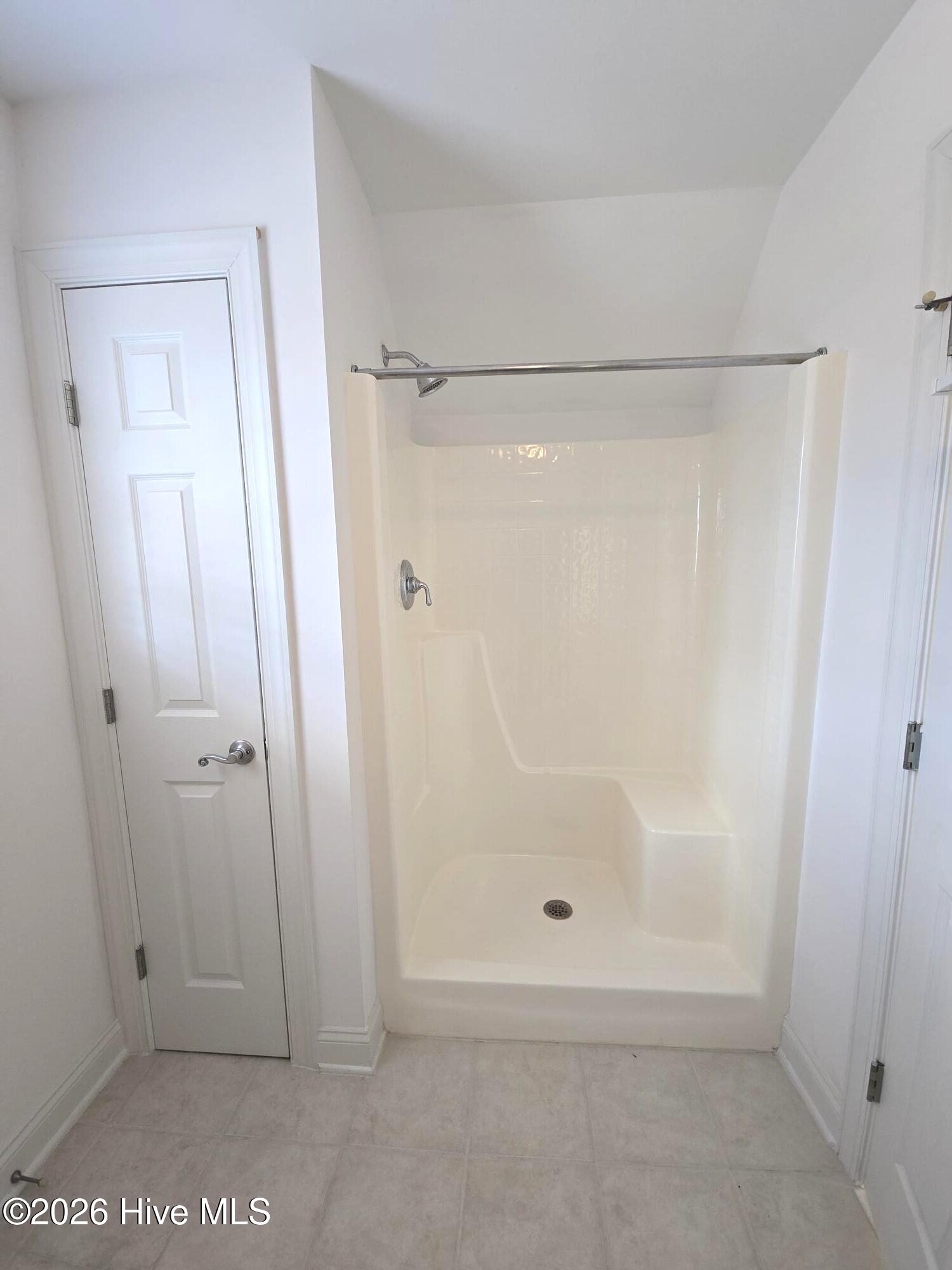 100526978 | Photo 22