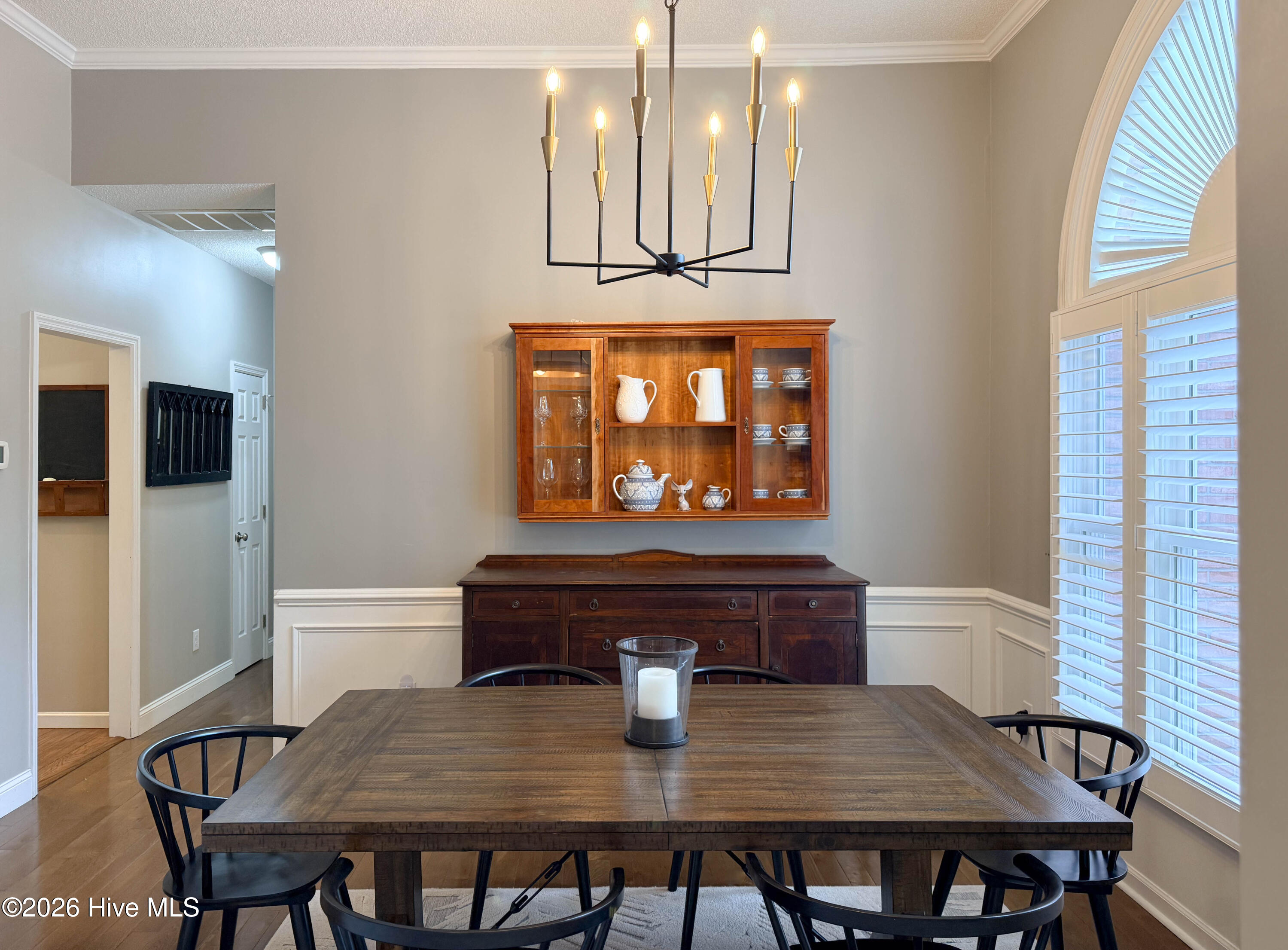 100549521 | Photo 12