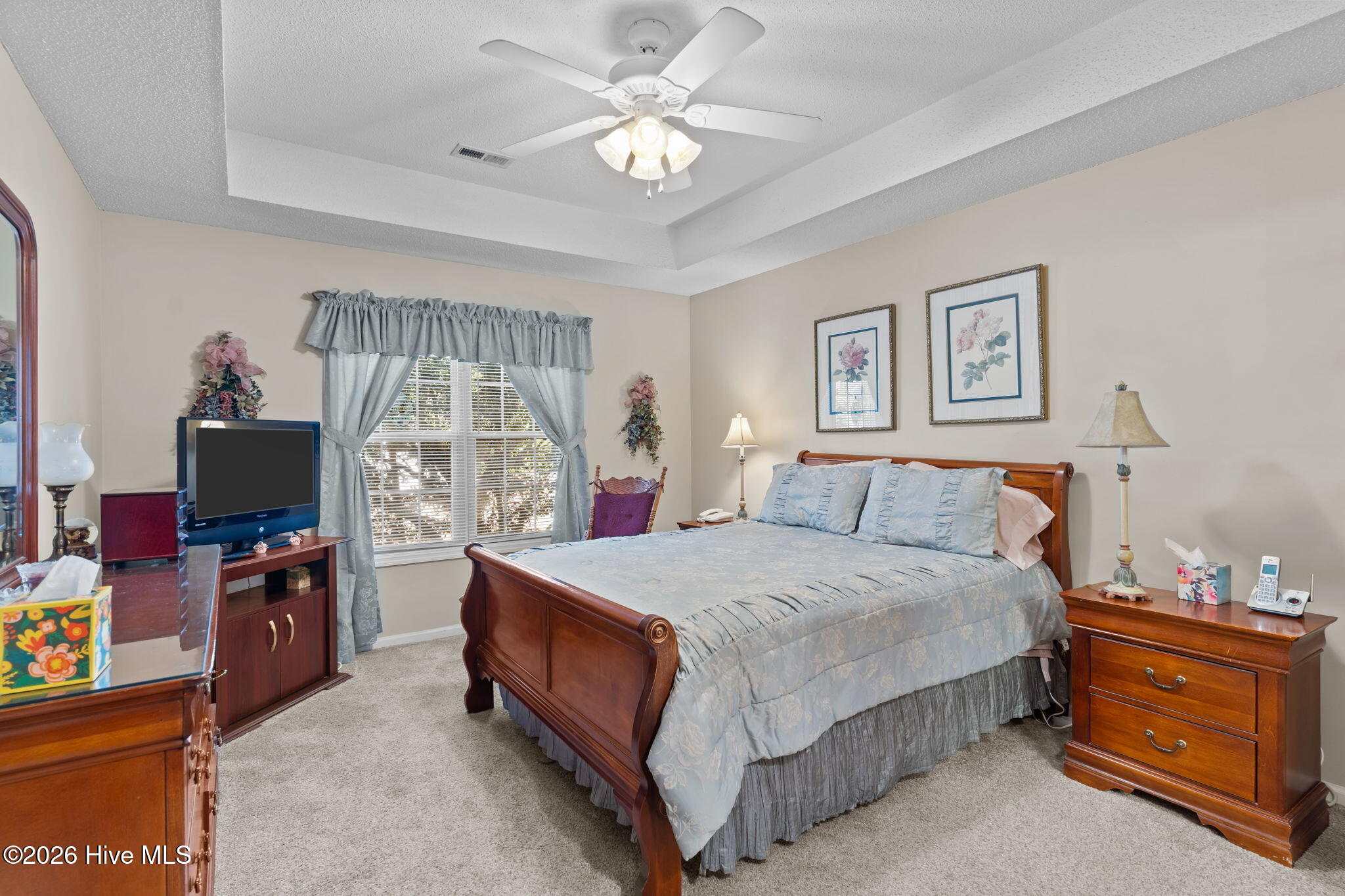 100550079 | Photo 25