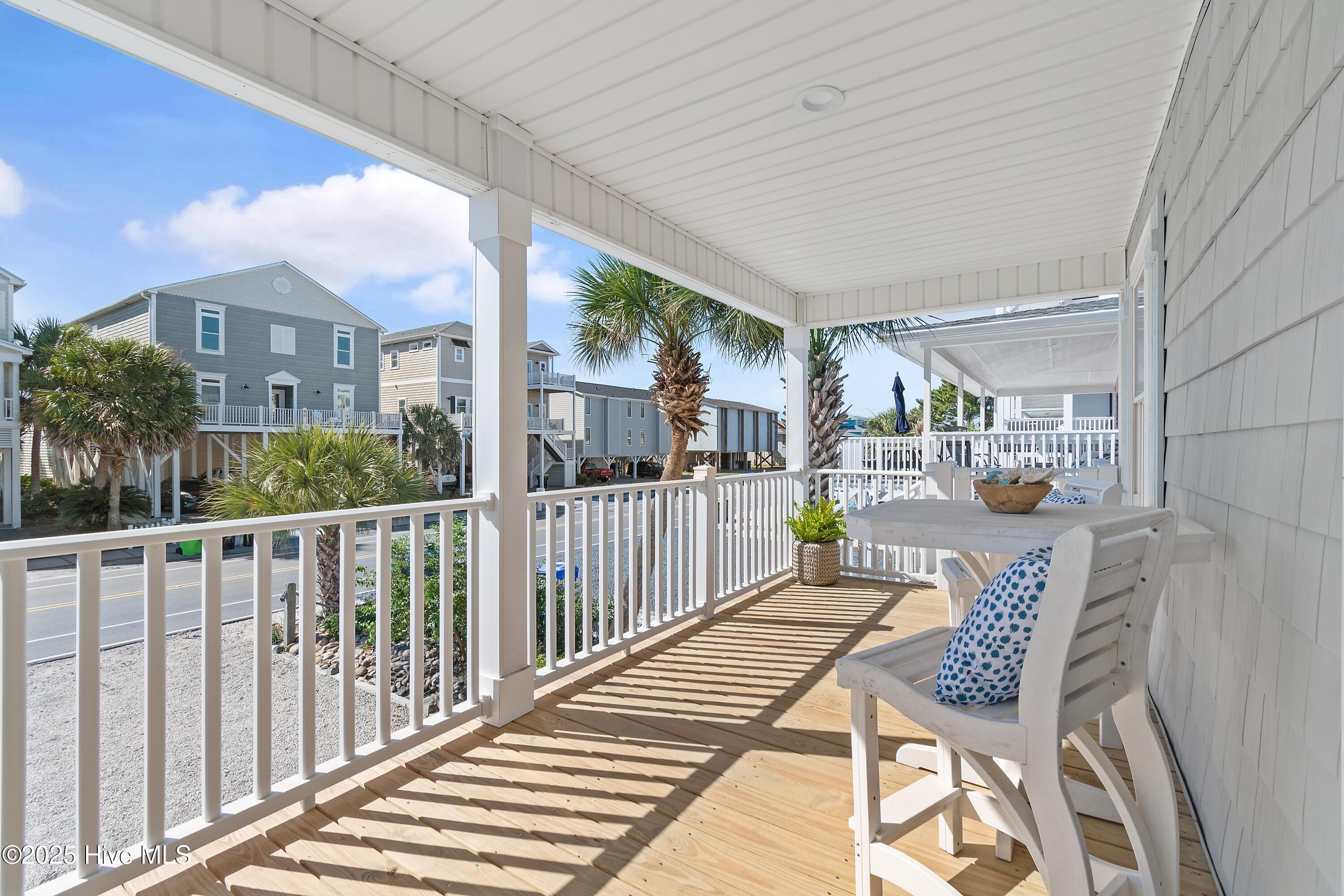 100535227 | Photo 50