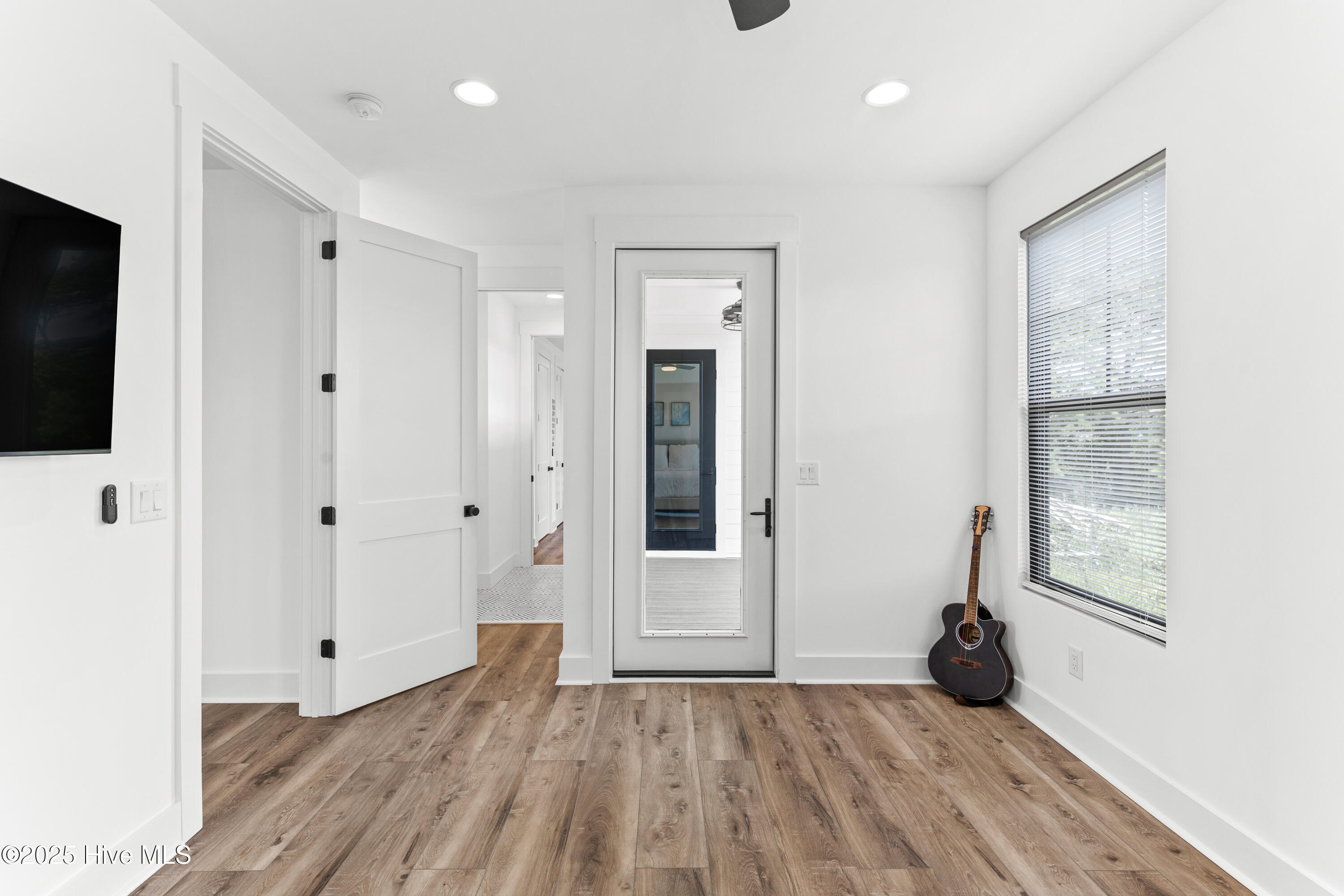 100534624 | Photo 41