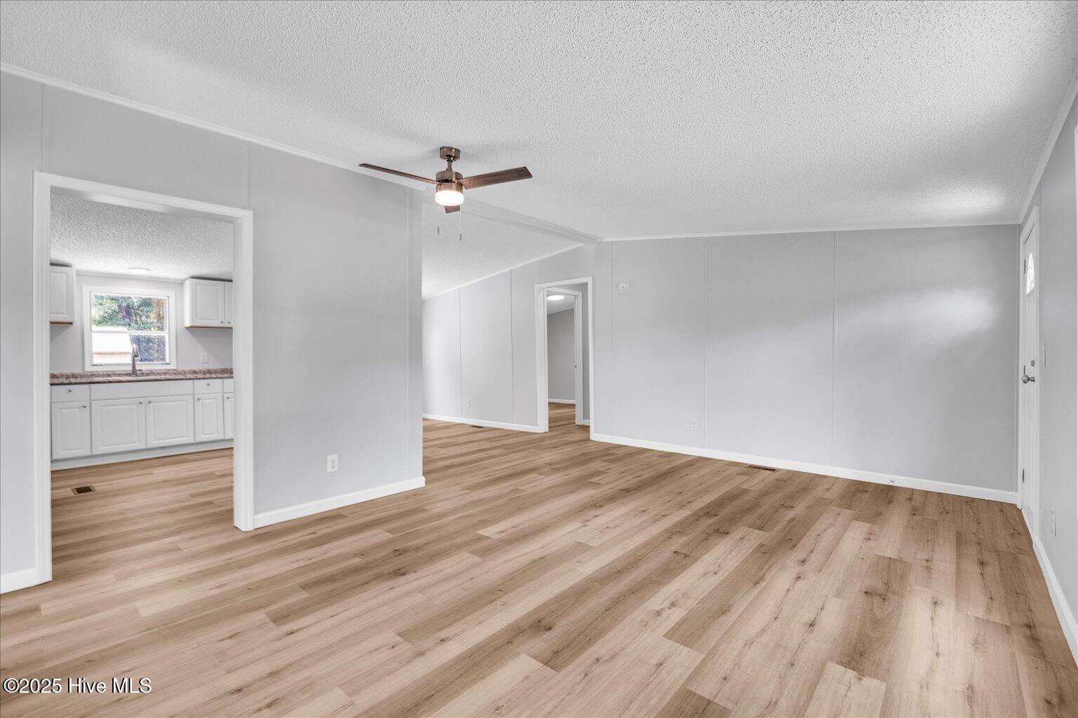 190 Bellhammon Forest Drive, Rocky Point, NC 28457 – photo 7: 22-IMG_0004