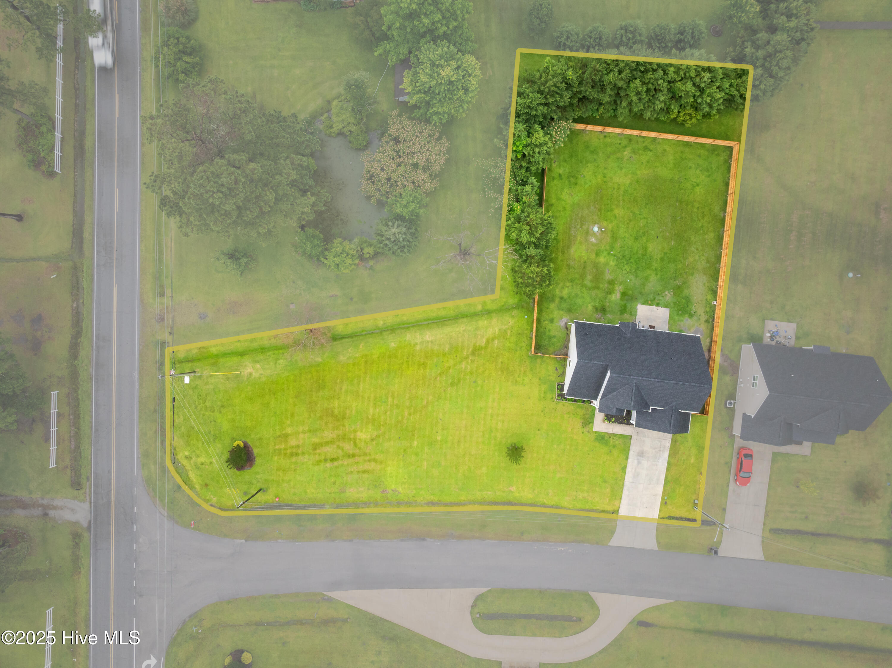 100512056 | Photo 53