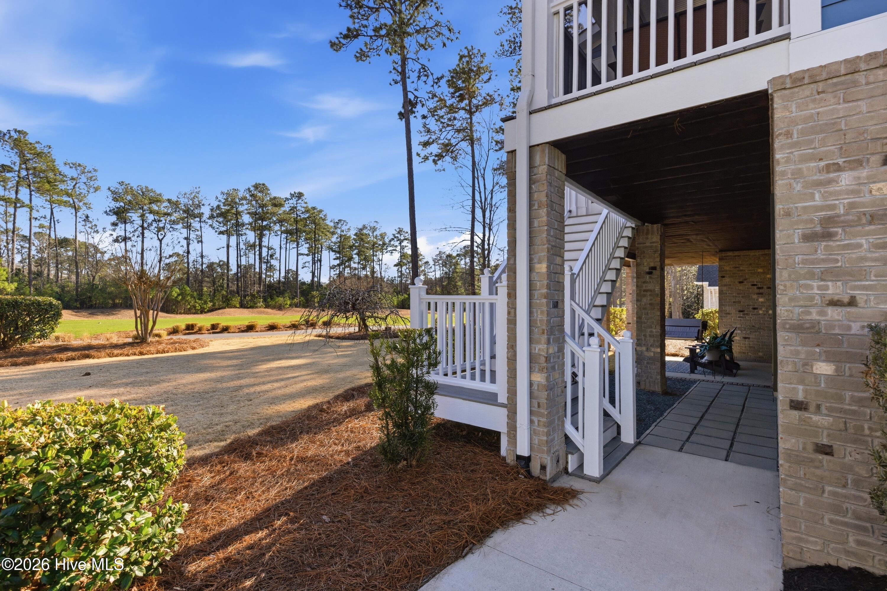 100556078 | Photo 71