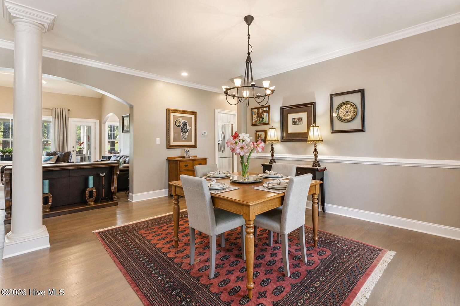 100569489 | Photo 13