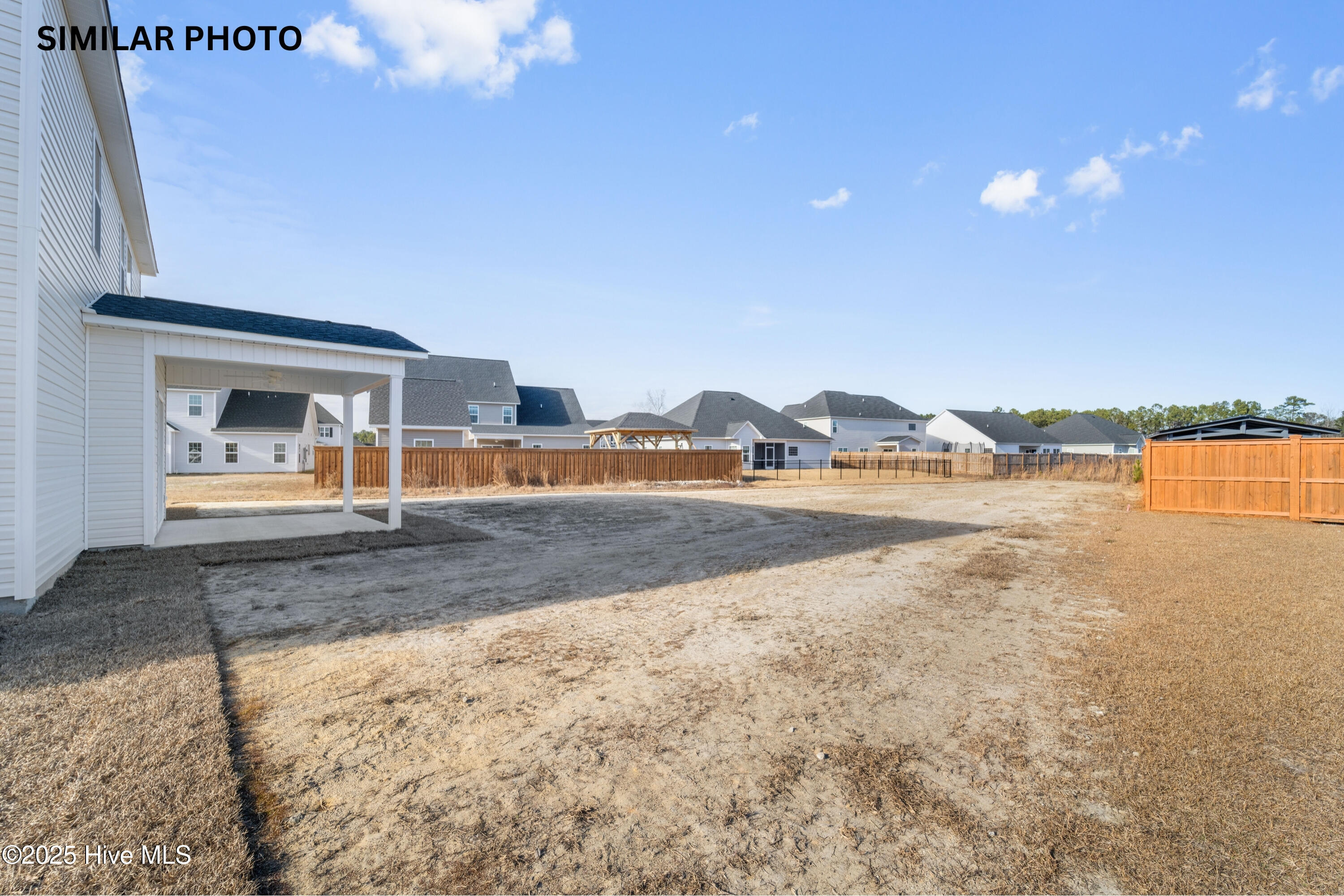 100521769 | Photo 43