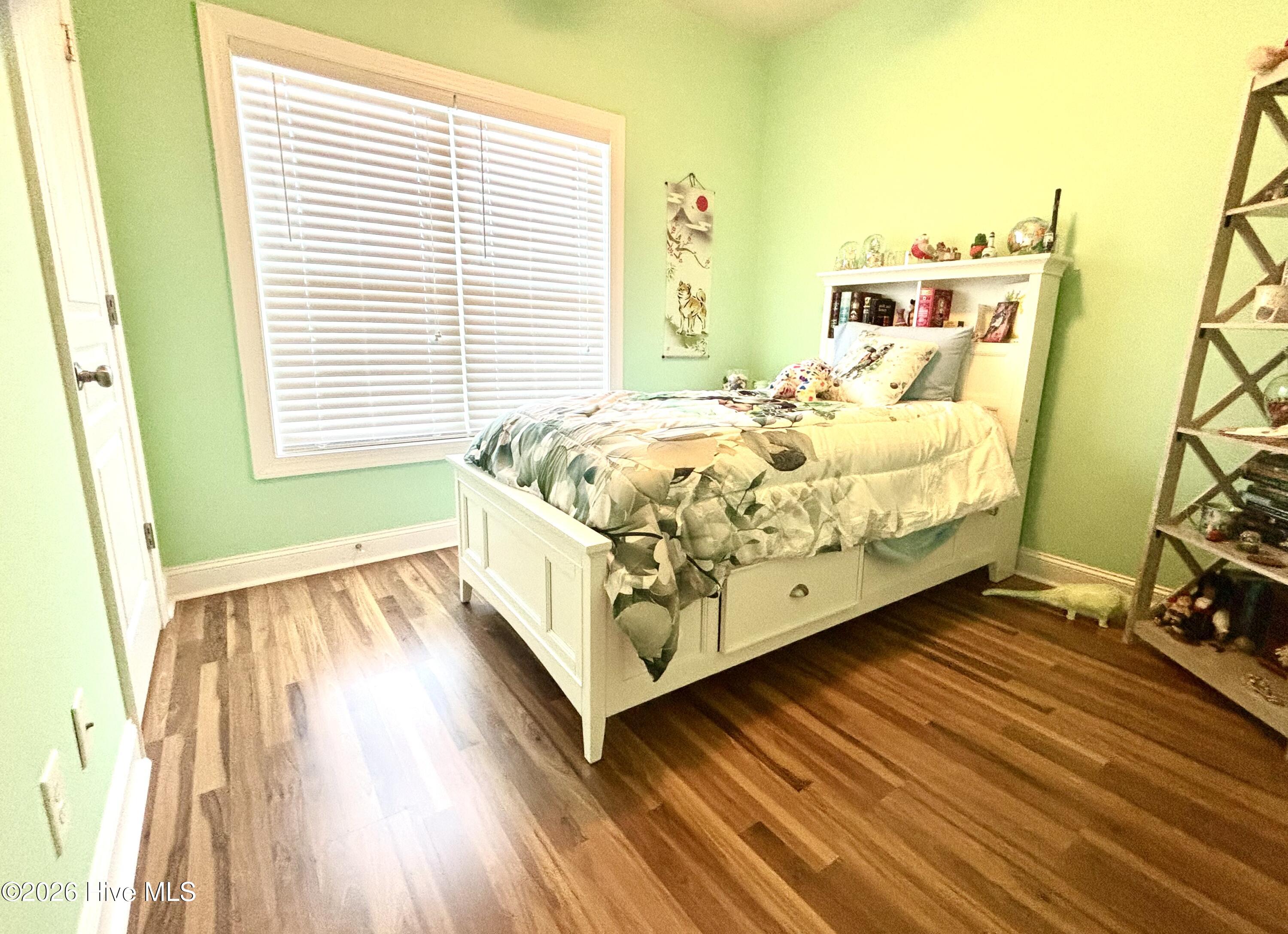 100559423 | Photo 17