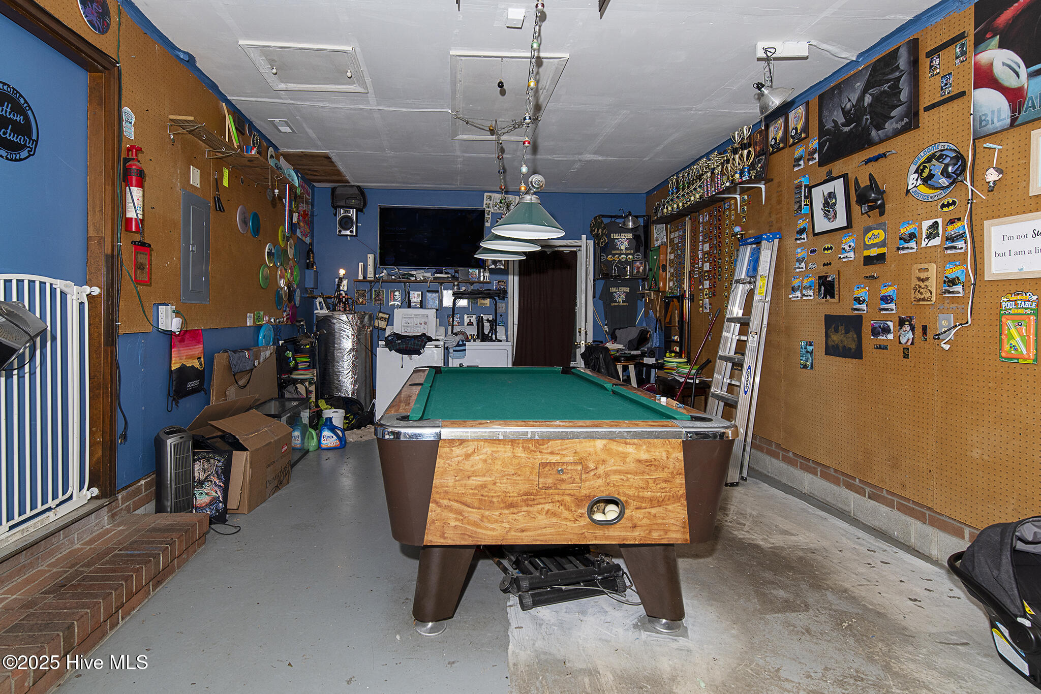 1342 Old Maplehurst Rd Road, Jacksonville, NC 28540 – photo 16: garage