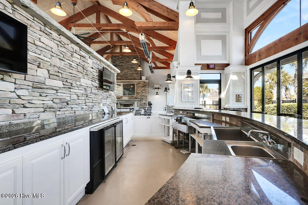 100555055 | Photo 49