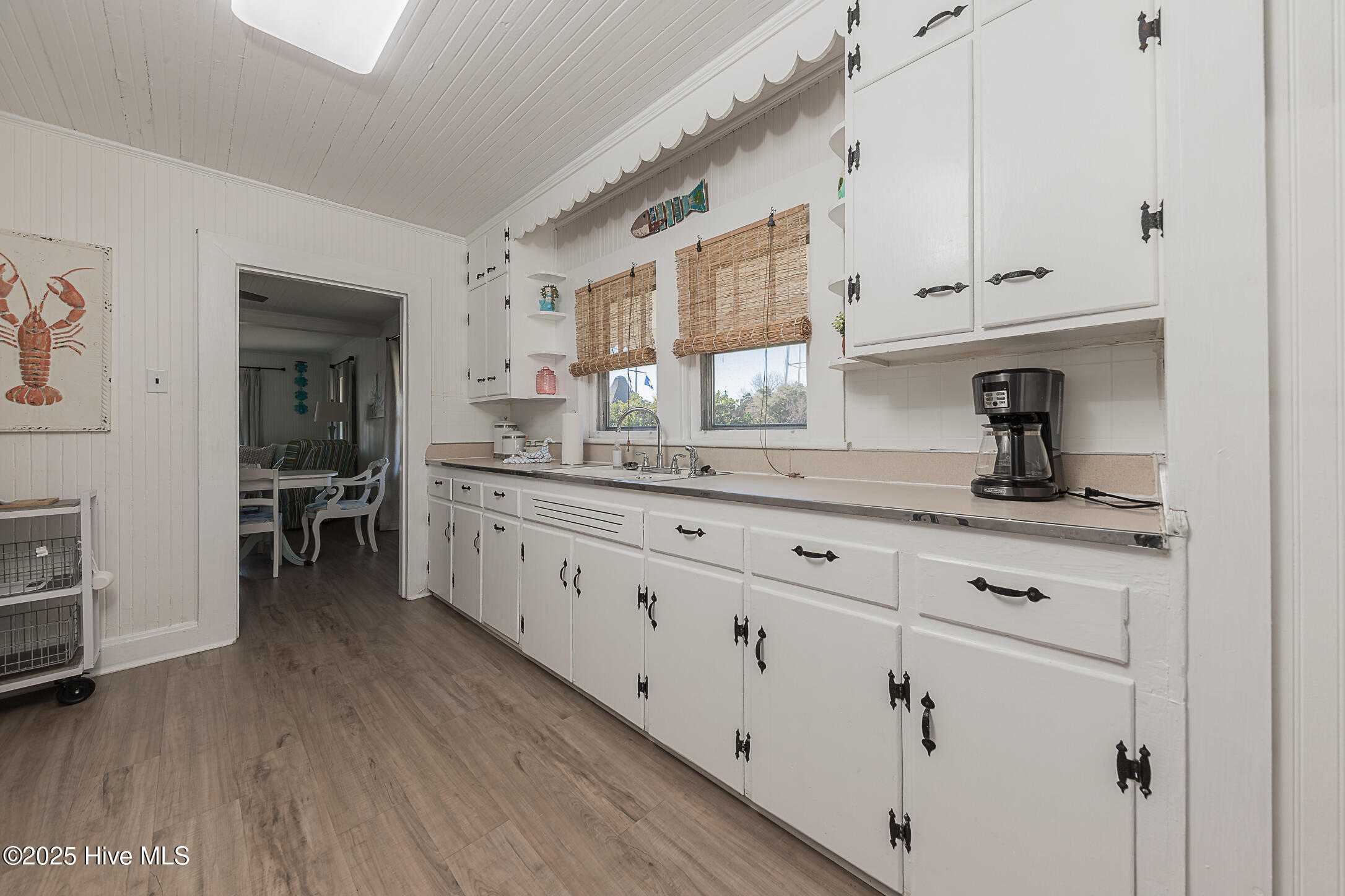 100544224 | Photo 17