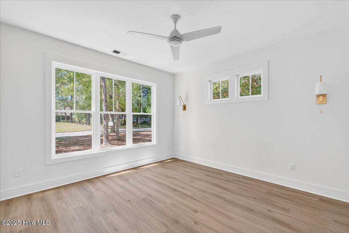 100489507 | Photo 28