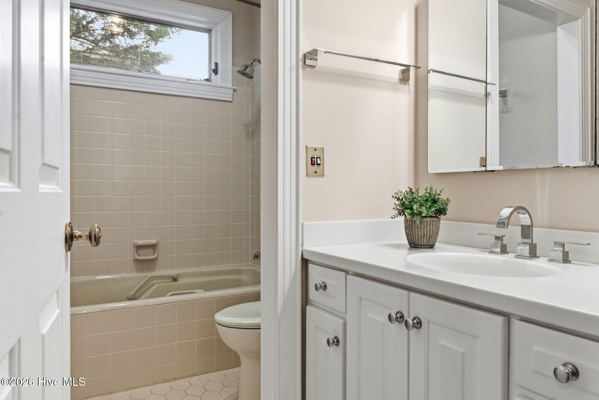 3 Sodbury Court-47
