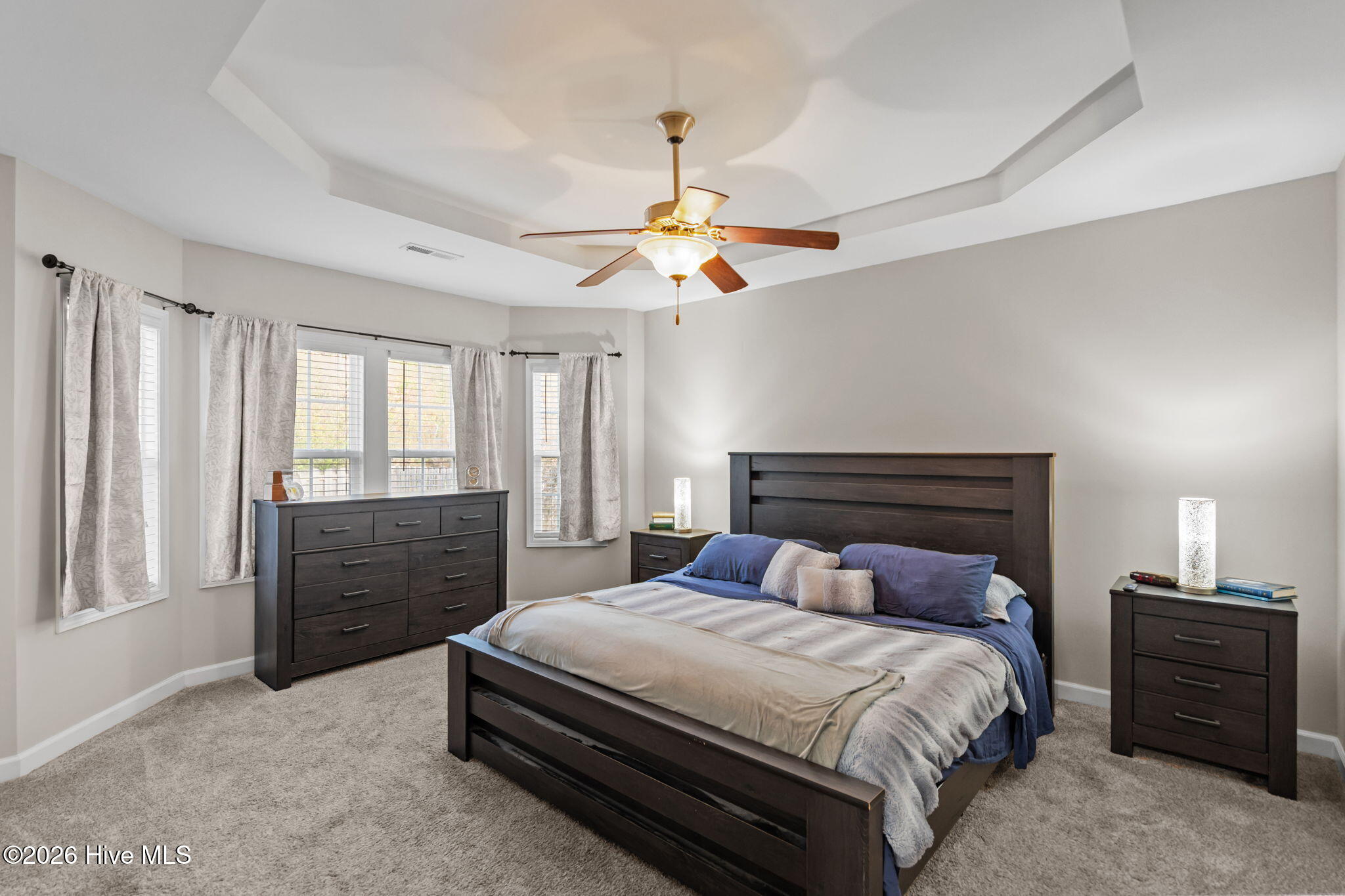 100561090 | Photo 21