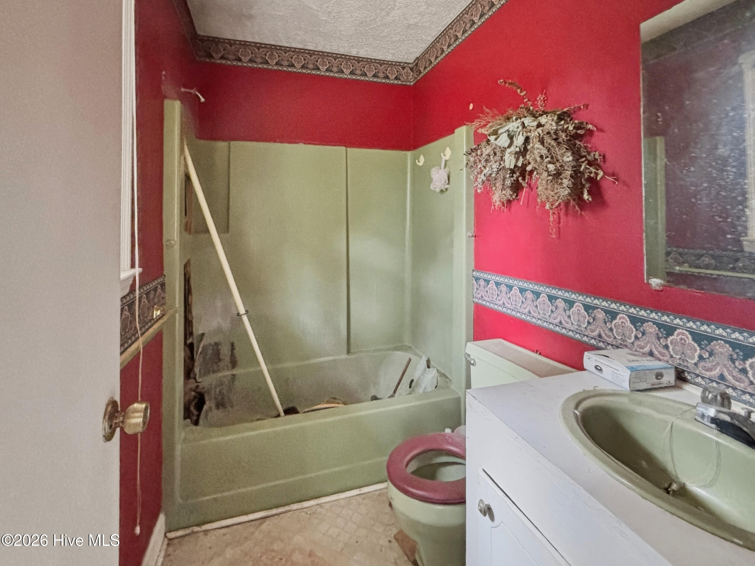 100564233 | Photo 14