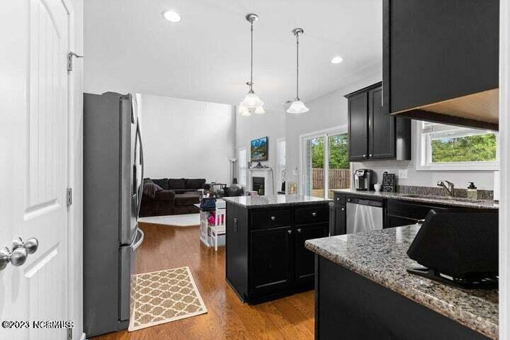 100556108 | Photo 11