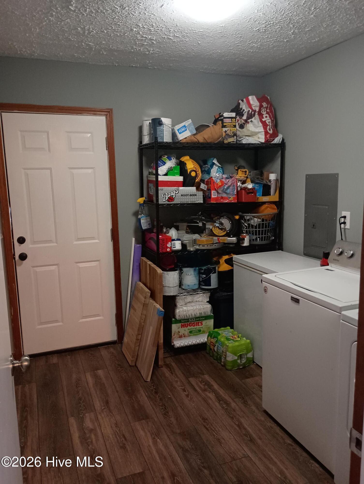 100529297 | Photo 17