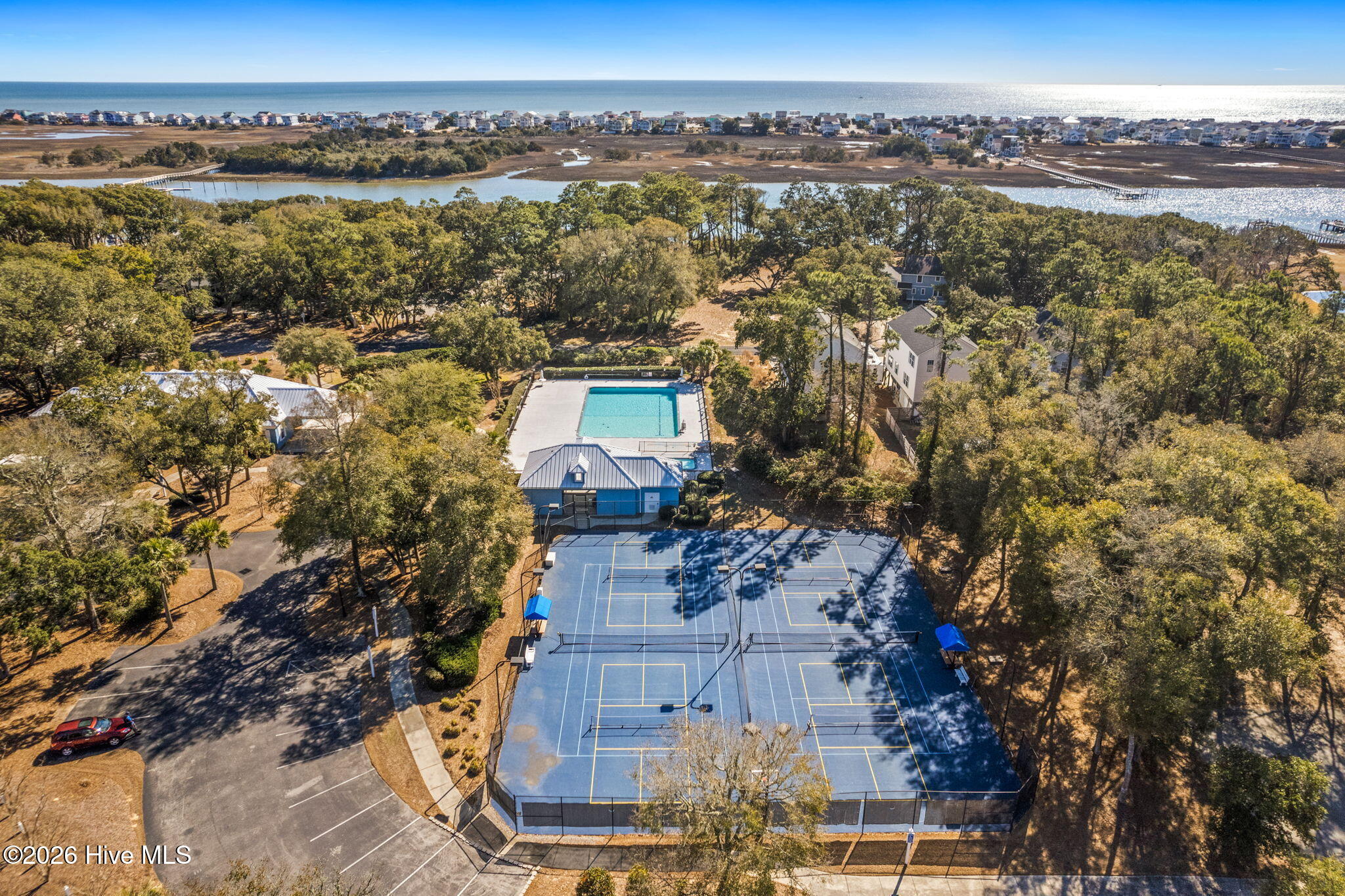 100570519 | Photo 18