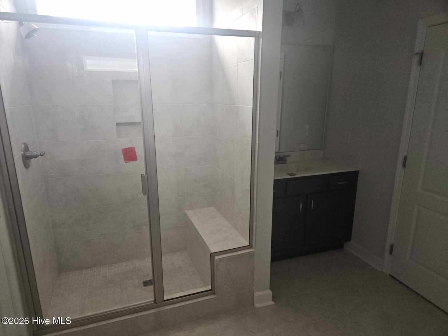 100563283 | Photo 28