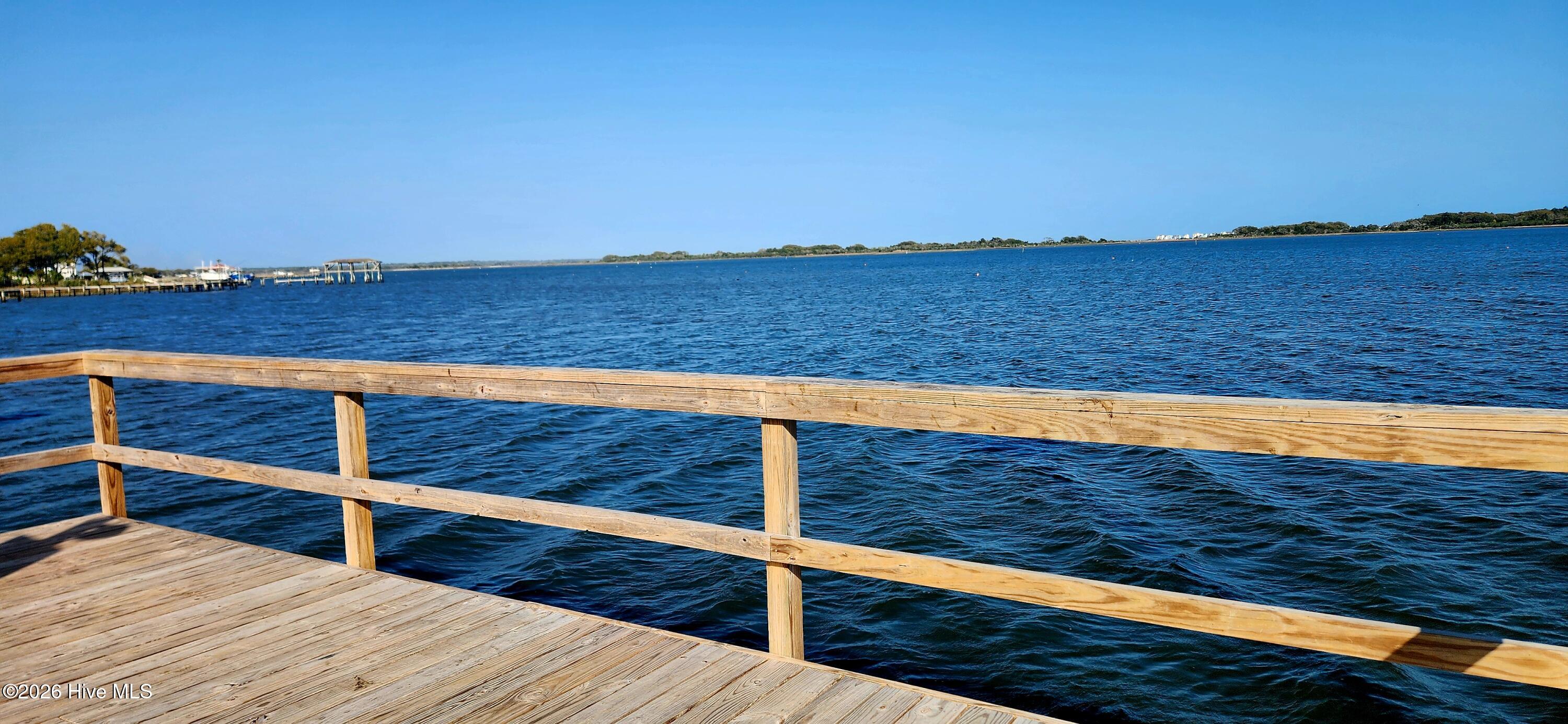 100563795 | Photo 12