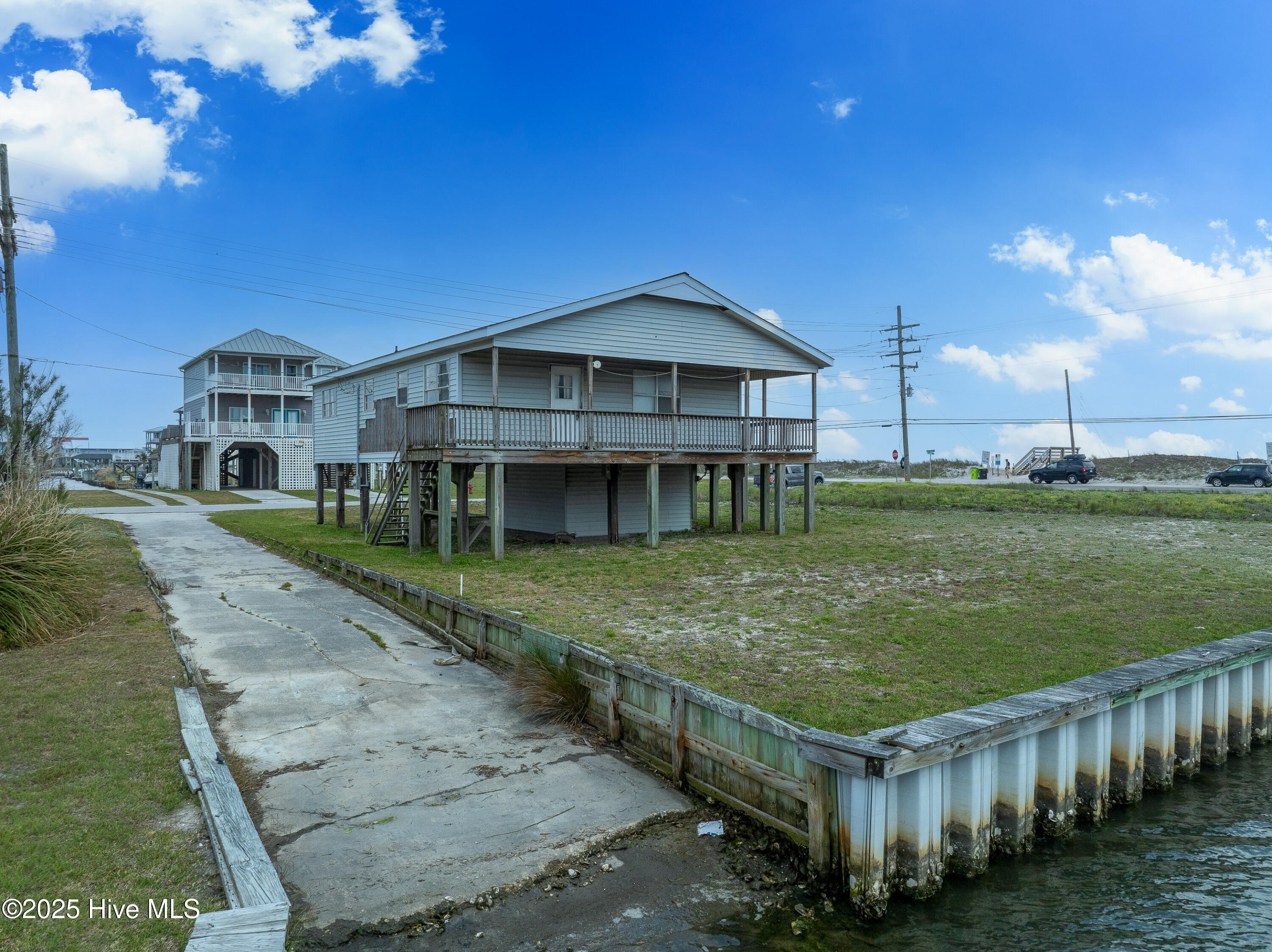 100503882 | Photo 22