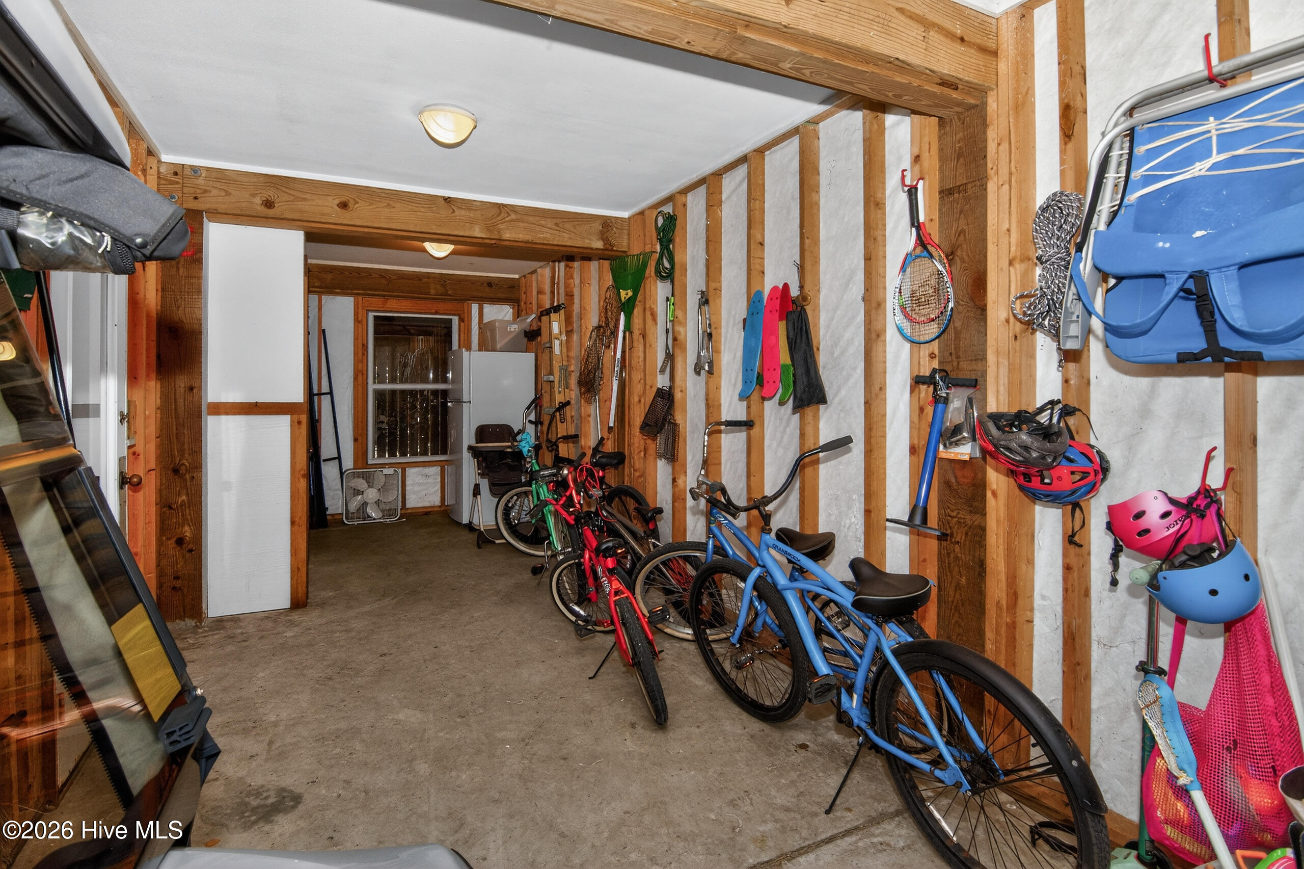 100565192 | Photo 59