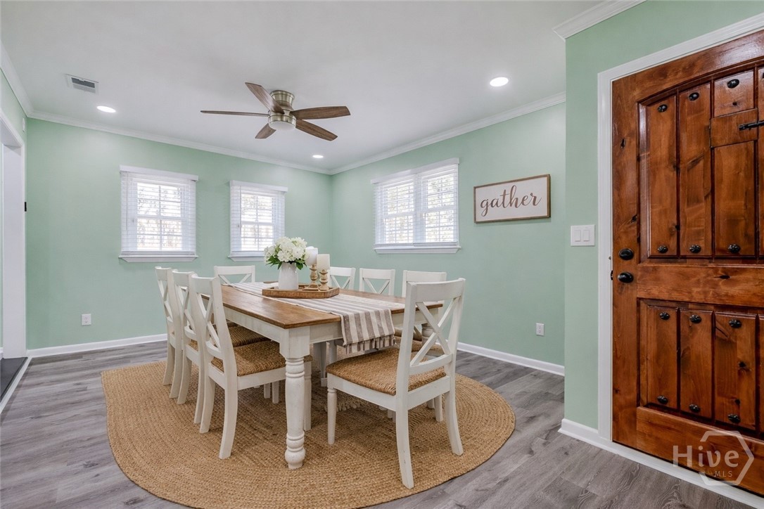virtually staged dining area