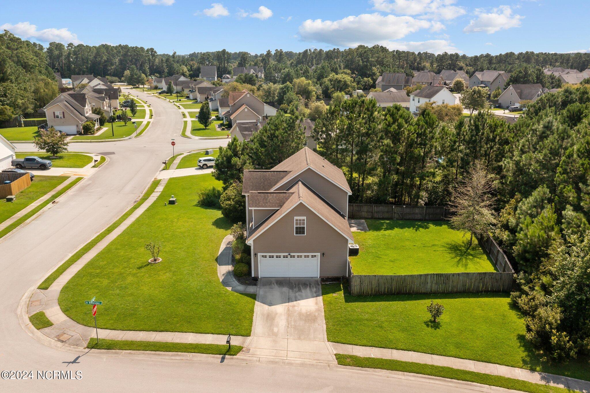 100549722 | Photo 37