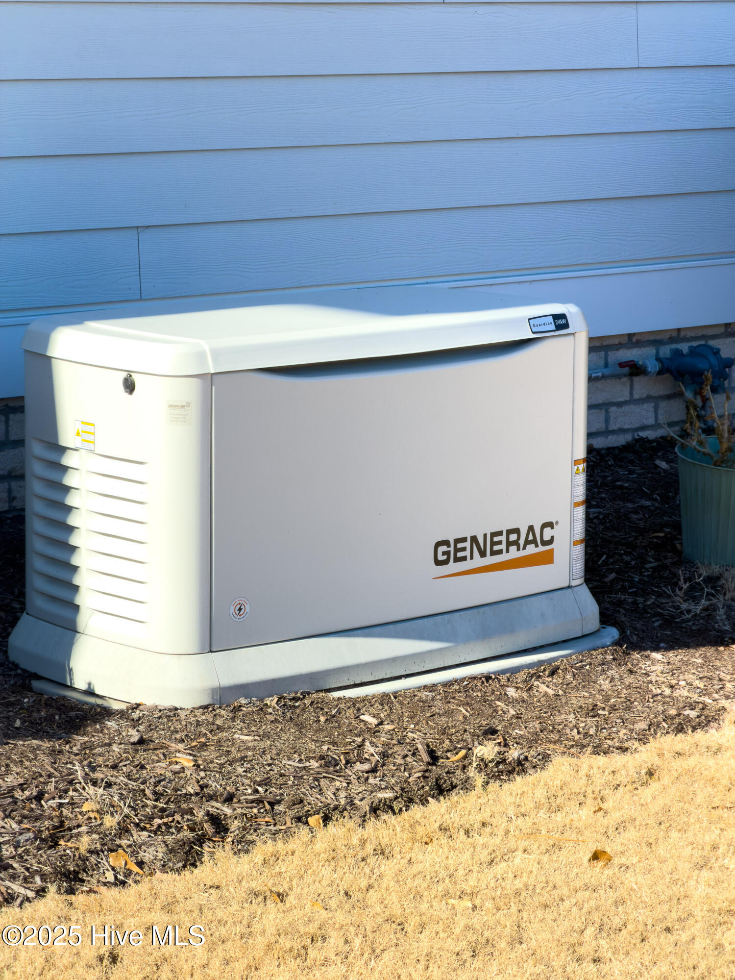 100545902 | Photo 13