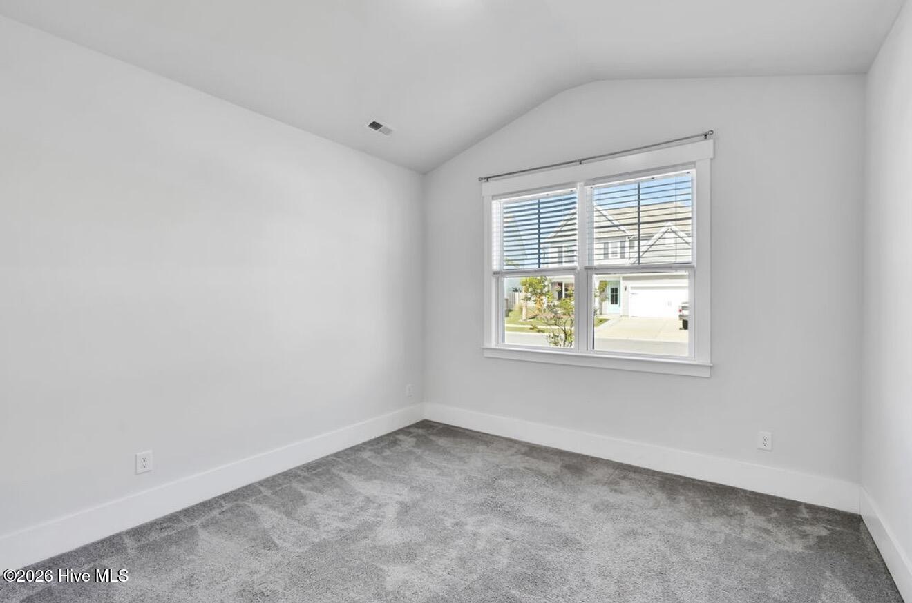 100566526 | Photo 27