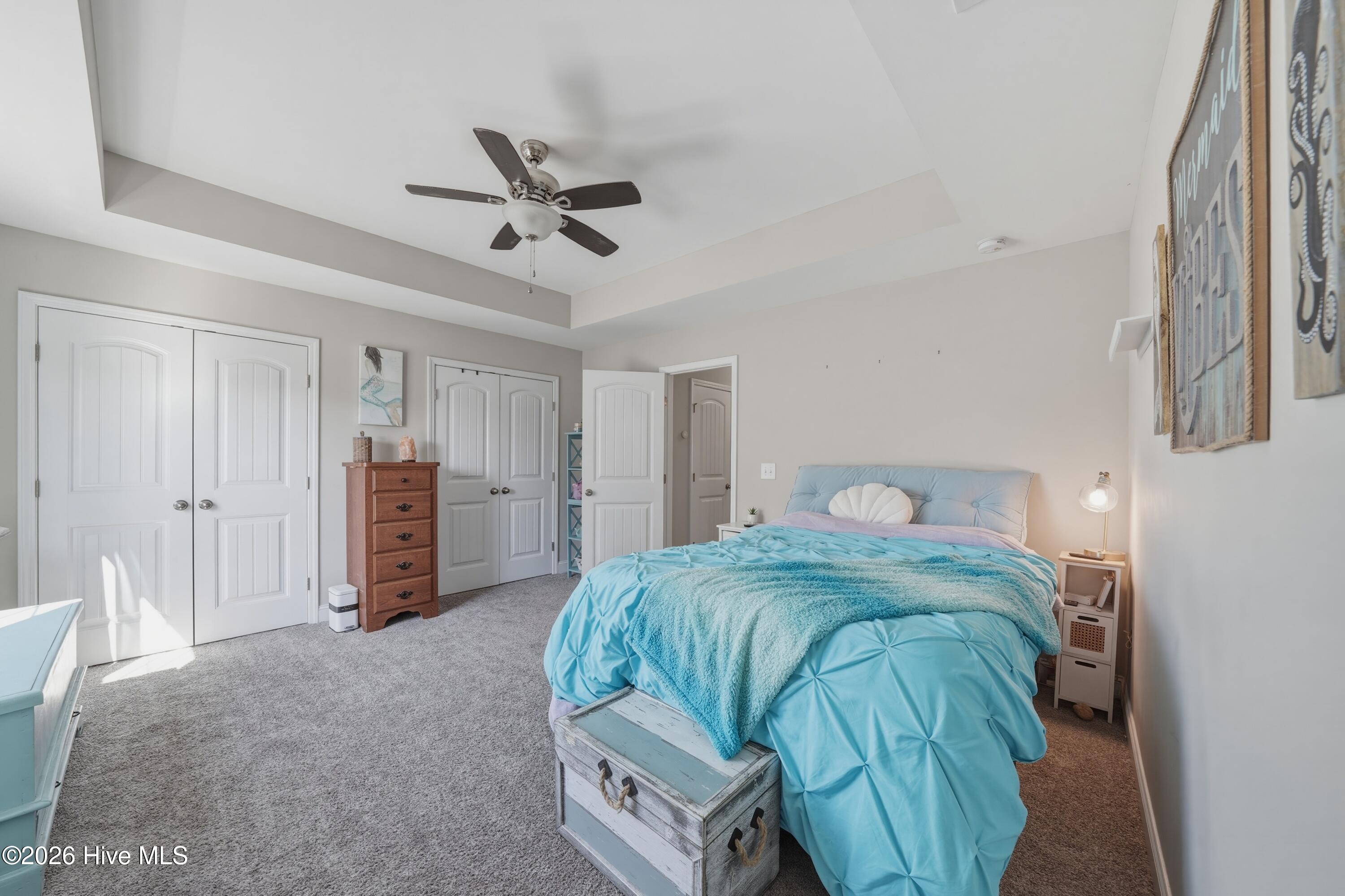 100557354 | Photo 56